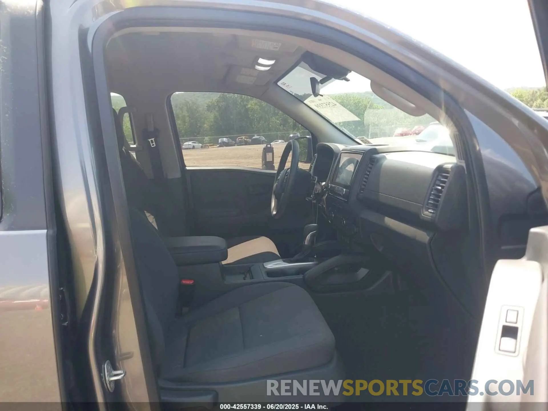 5 Photograph of a damaged car 1N6ED1EK7NN628011 NISSAN FRONTIER 2022