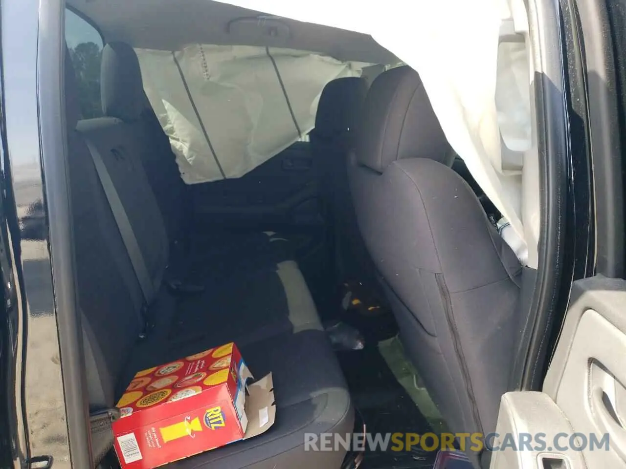 10 Photograph of a damaged car 1N6ED1EK7NN654818 NISSAN FRONTIER 2022