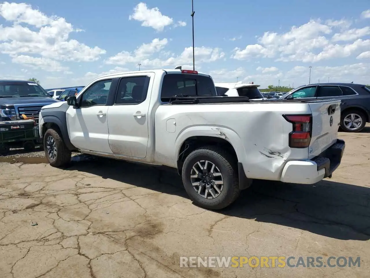 2 Photograph of a damaged car 1N6ED1FK3NN676717 NISSAN FRONTIER 2022