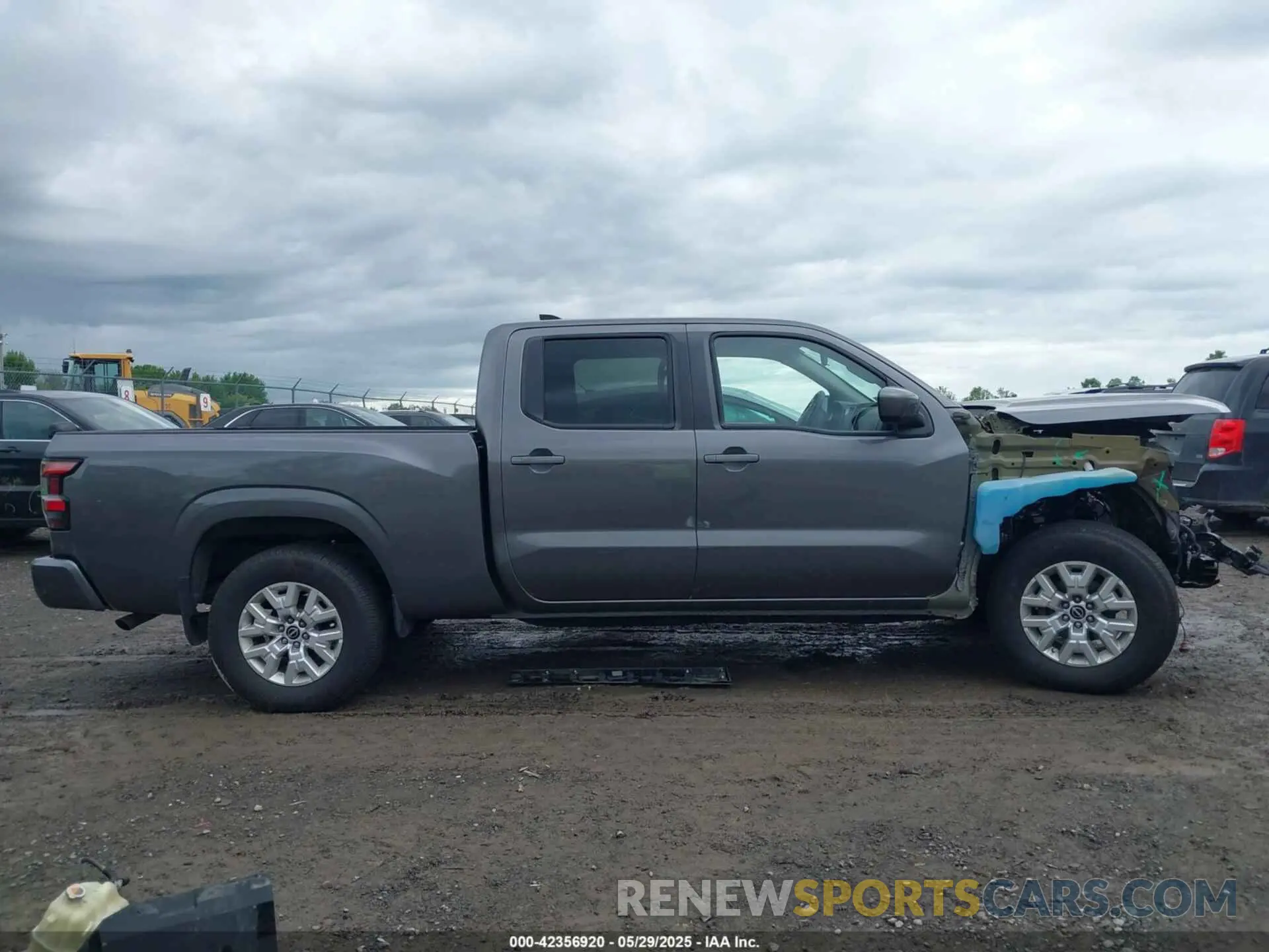 14 Photograph of a damaged car 1N6ED1FK5NN646327 NISSAN FRONTIER 2022
