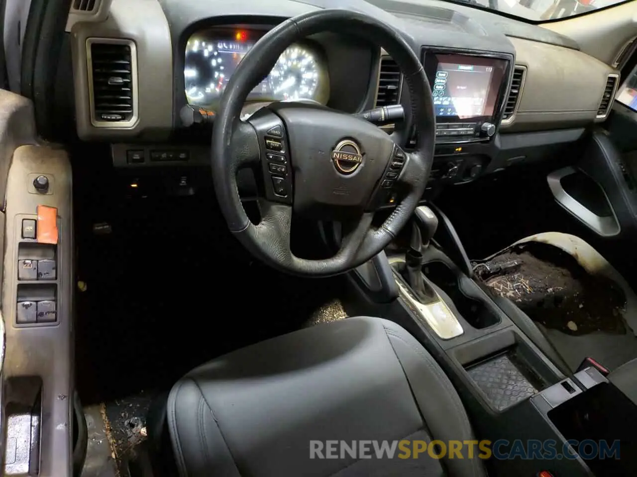 8 Photograph of a damaged car 1N6ED1FK5NN675276 NISSAN FRONTIER 2022