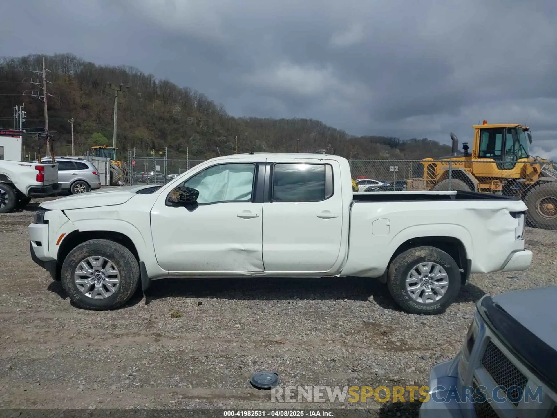15 Photograph of a damaged car 1N6ED1FK7NN623034 NISSAN FRONTIER 2022