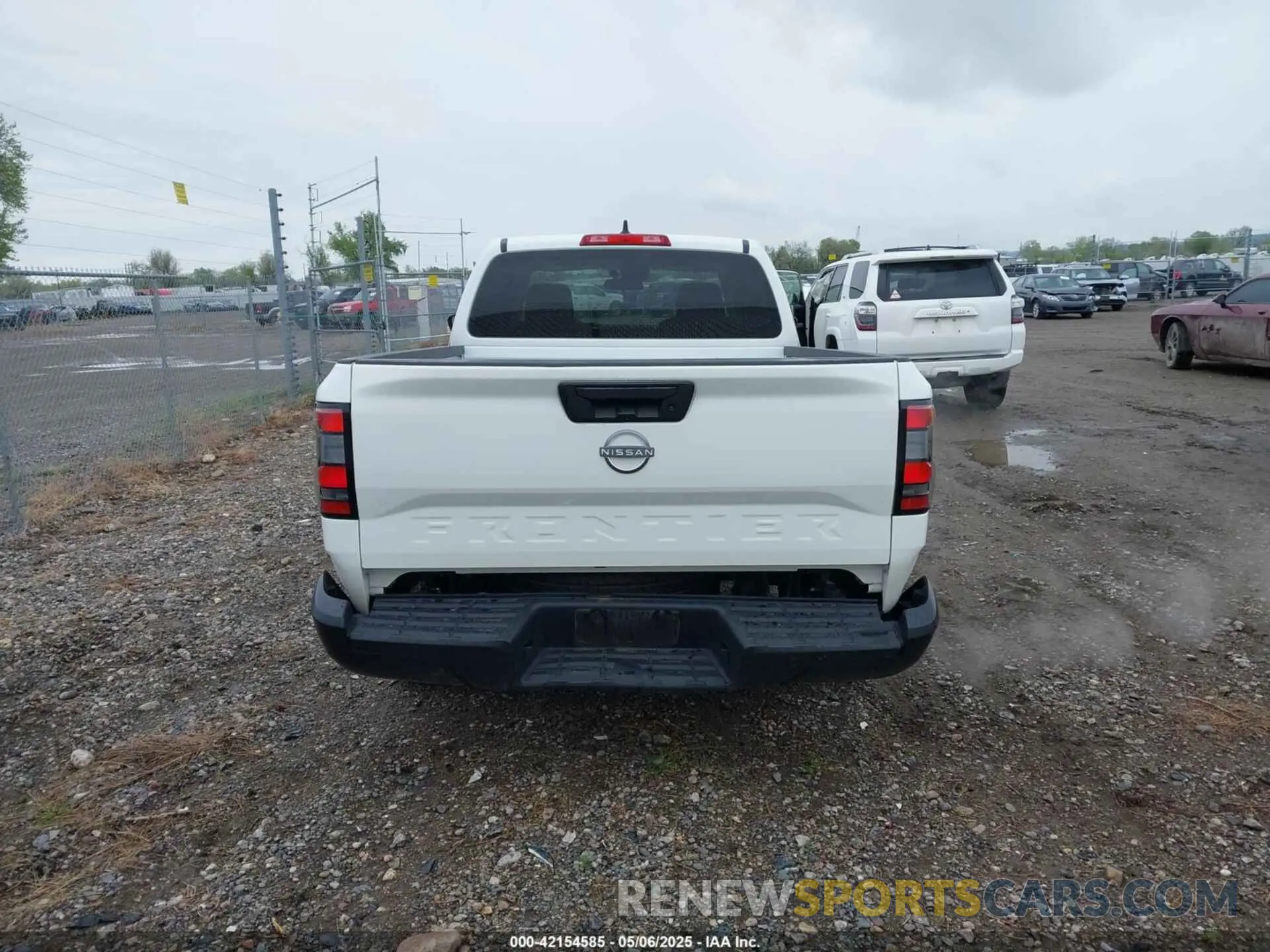17 Photograph of a damaged car 1N6ED1CL3PN662719 NISSAN FRONTIER 2023