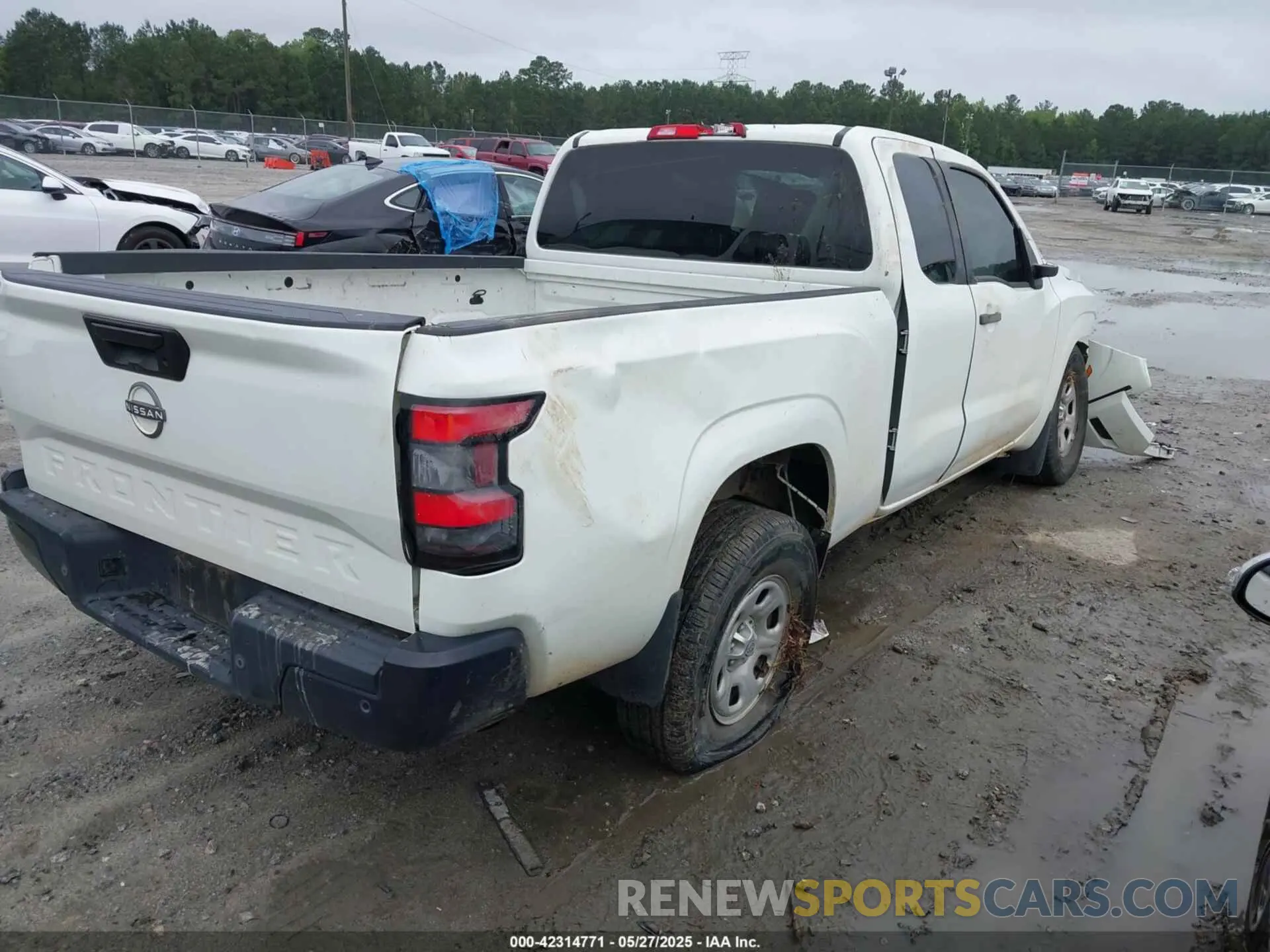 4 Photograph of a damaged car 1N6ED1CL4PN640227 NISSAN FRONTIER 2023