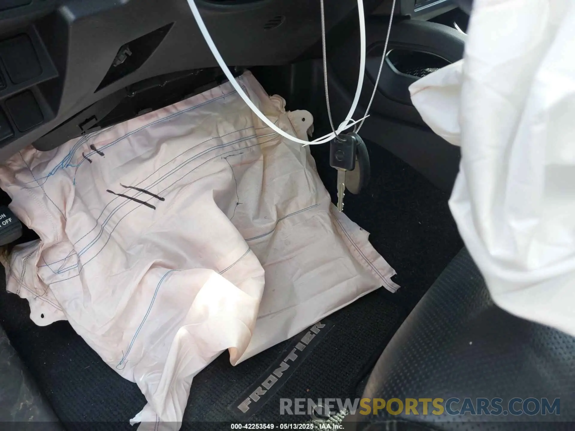 11 Photograph of a damaged car 1N6ED1CL6PN602658 NISSAN FRONTIER 2023