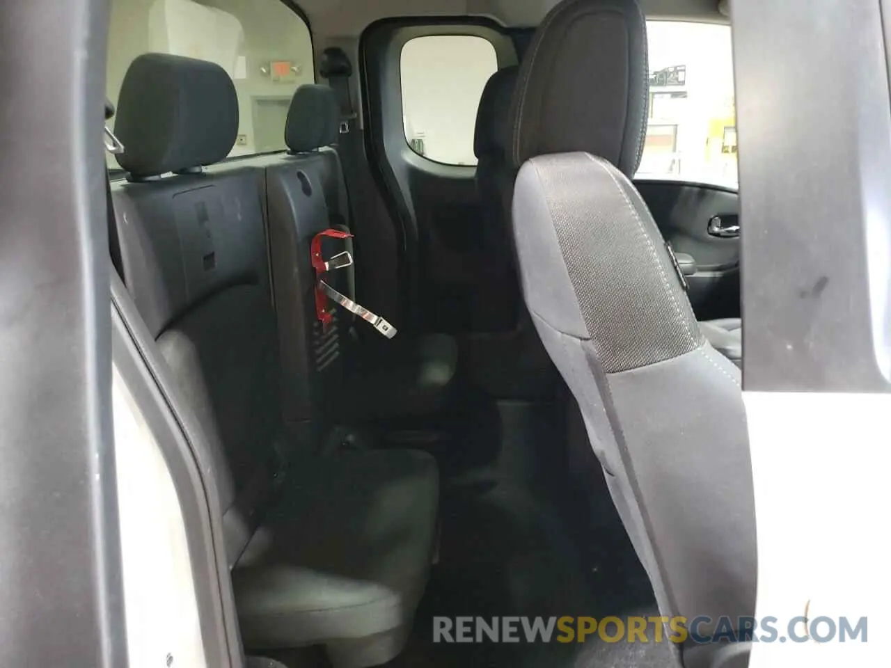 10 Photograph of a damaged car 1N6ED1CM3PN634203 NISSAN FRONTIER 2023