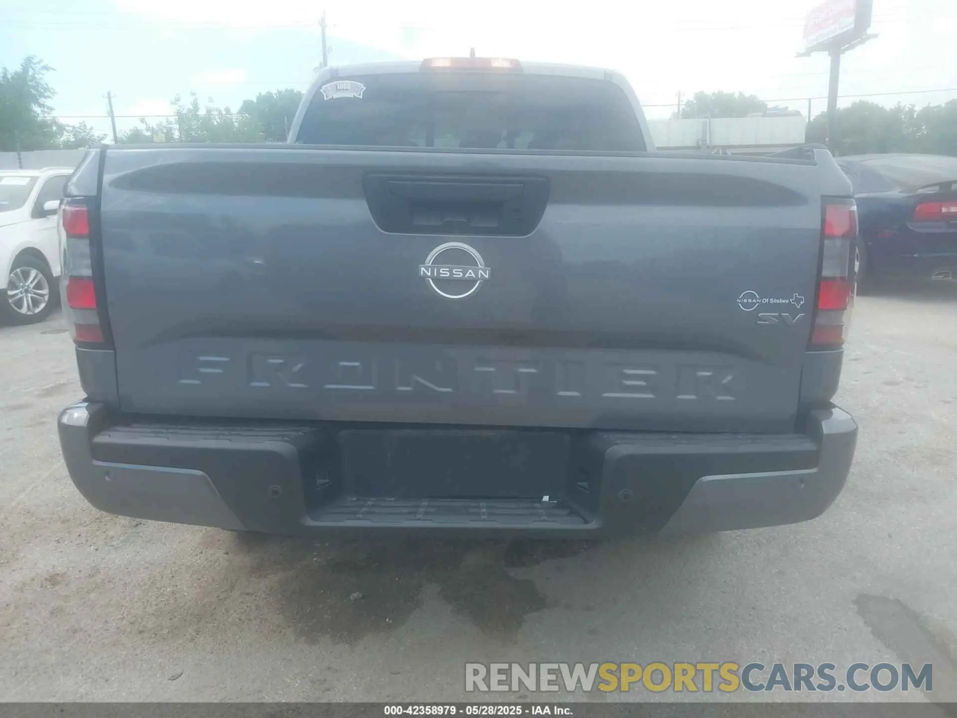 16 Photograph of a damaged car 1N6ED1EJ0PN611724 NISSAN FRONTIER 2023