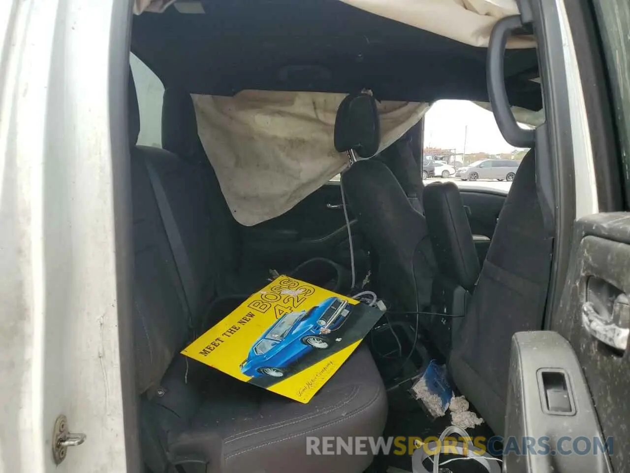 10 Photograph of a damaged car 1N6ED1EJ0PN666528 NISSAN FRONTIER 2023