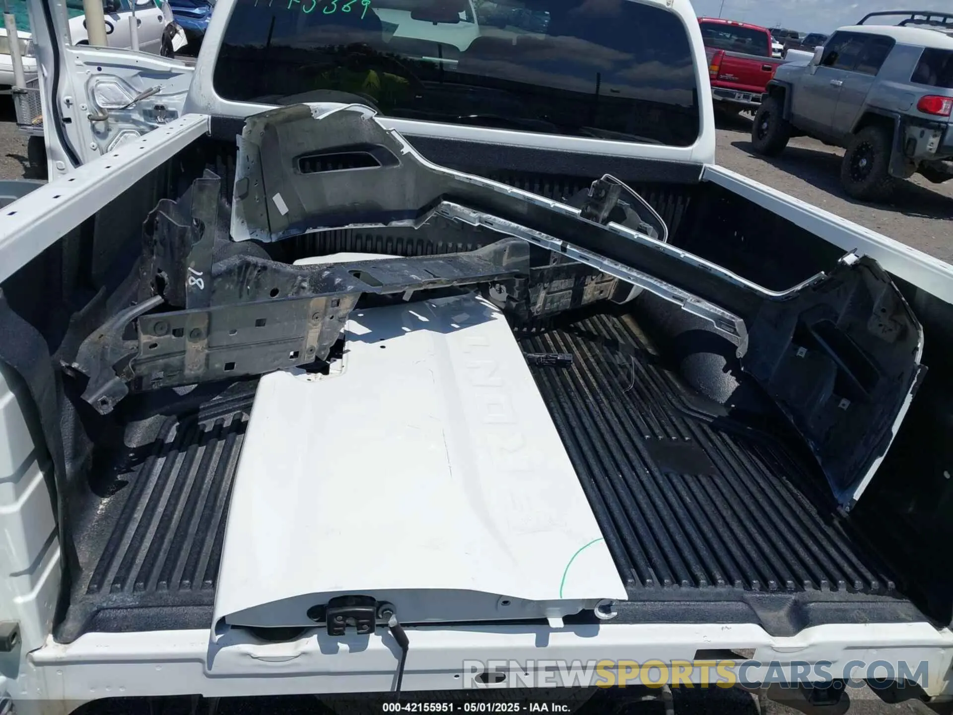 12 Photograph of a damaged car 1N6ED1EJ5PN643830 NISSAN FRONTIER 2023