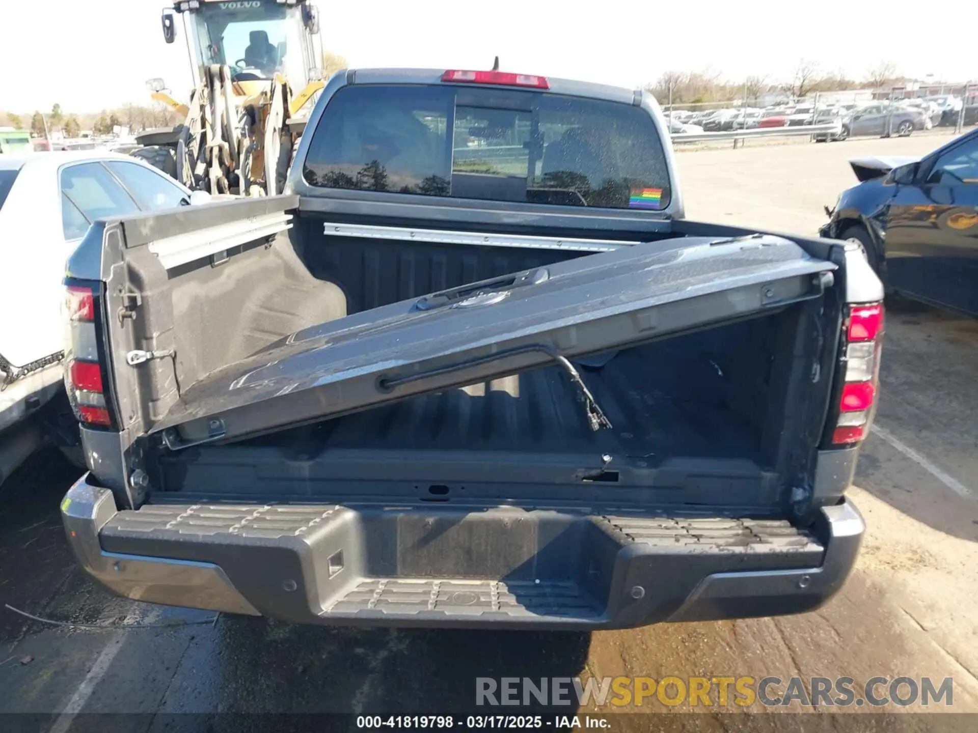 16 Photograph of a damaged car 1N6ED1EJ7PN605239 NISSAN FRONTIER 2023
