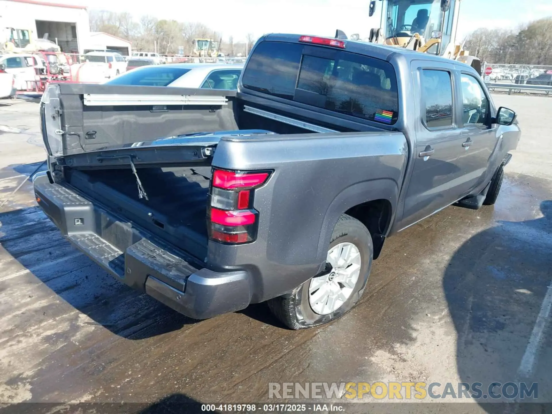 4 Photograph of a damaged car 1N6ED1EJ7PN605239 NISSAN FRONTIER 2023
