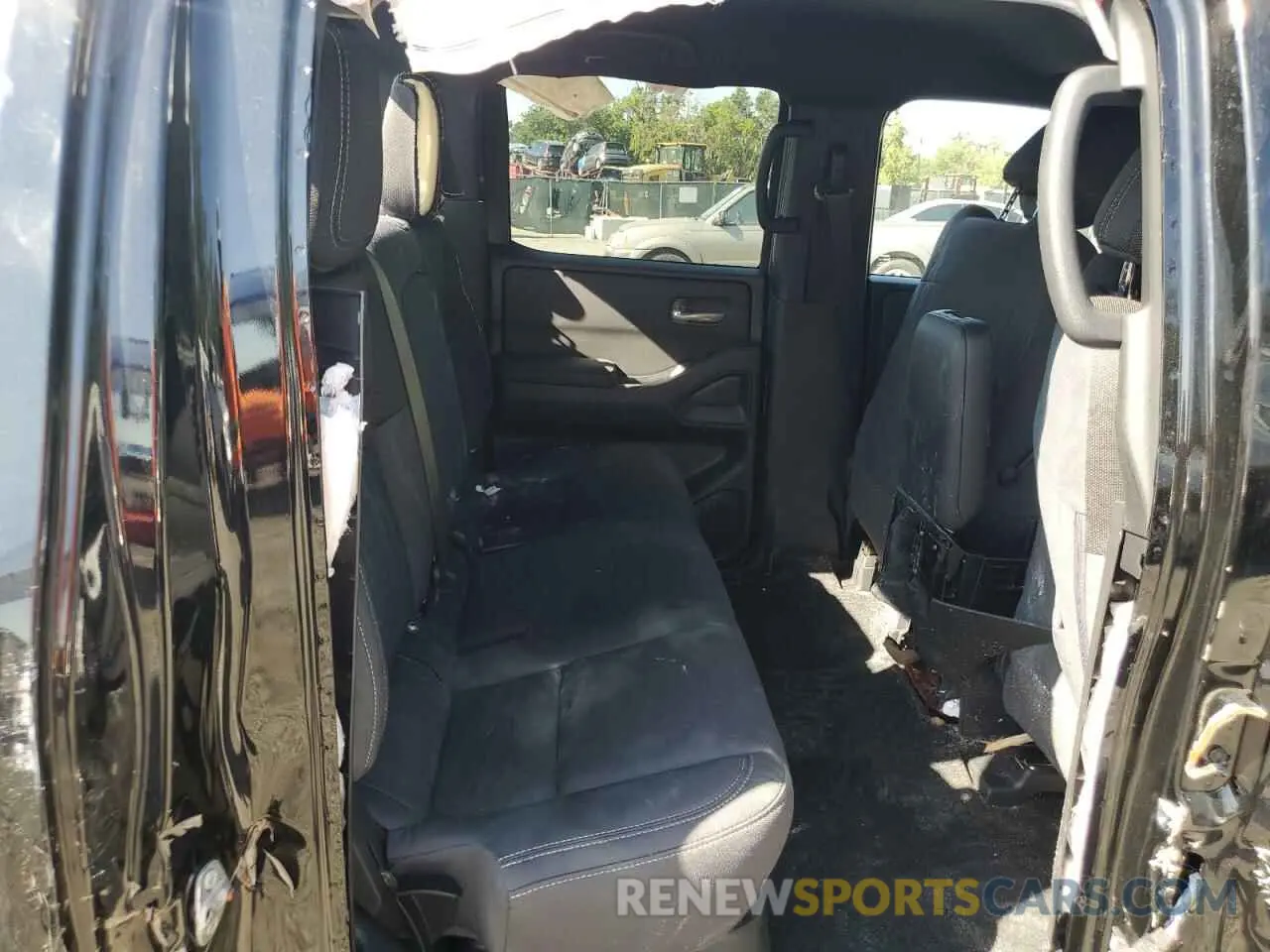 10 Photograph of a damaged car 1N6ED1EJ7PN630402 NISSAN FRONTIER 2023