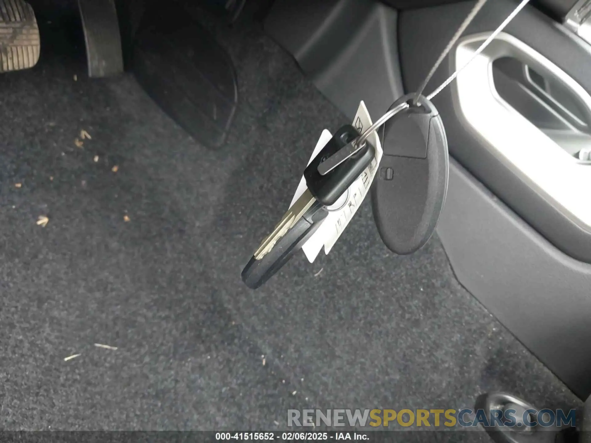 11 Photograph of a damaged car 1N6ED1EJ8PN606271 NISSAN FRONTIER 2023
