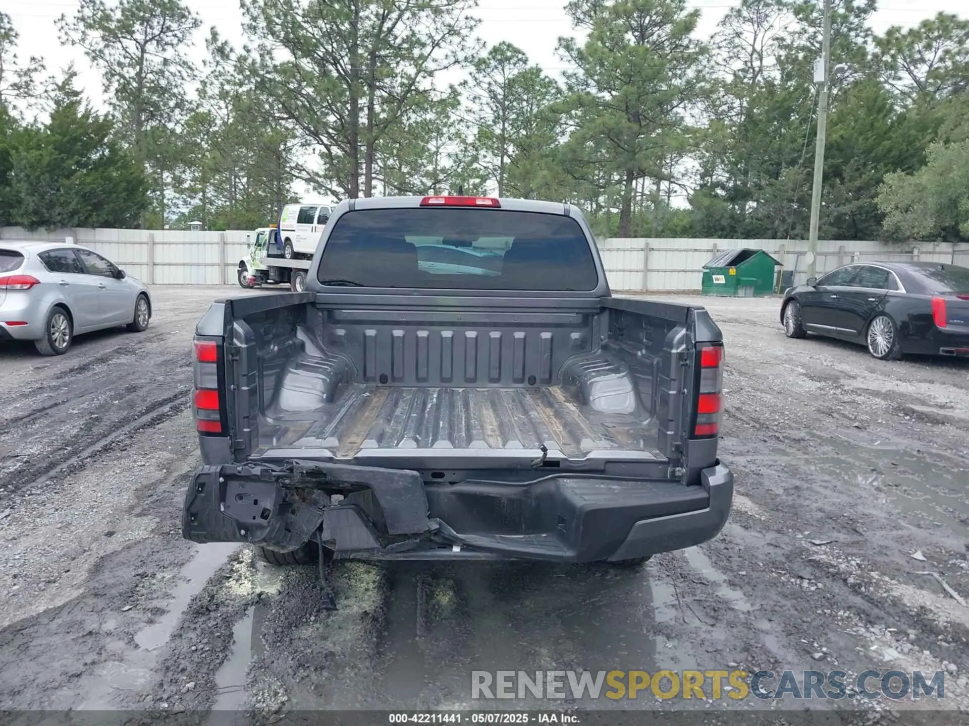 17 Photograph of a damaged car 1N6ED1EJ8PN611423 NISSAN FRONTIER 2023