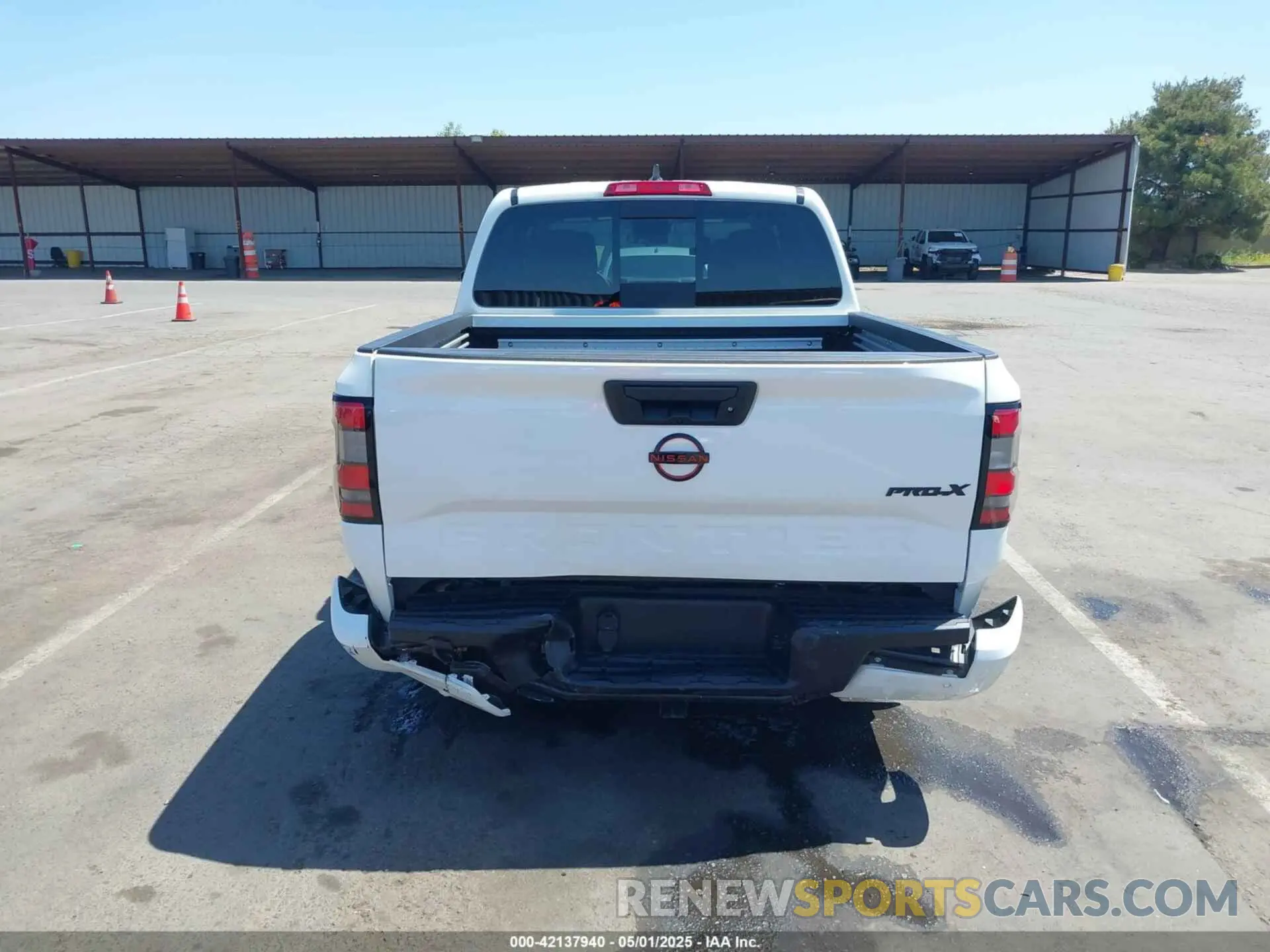 16 Photograph of a damaged car 1N6ED1EJ9PN673039 NISSAN FRONTIER 2023