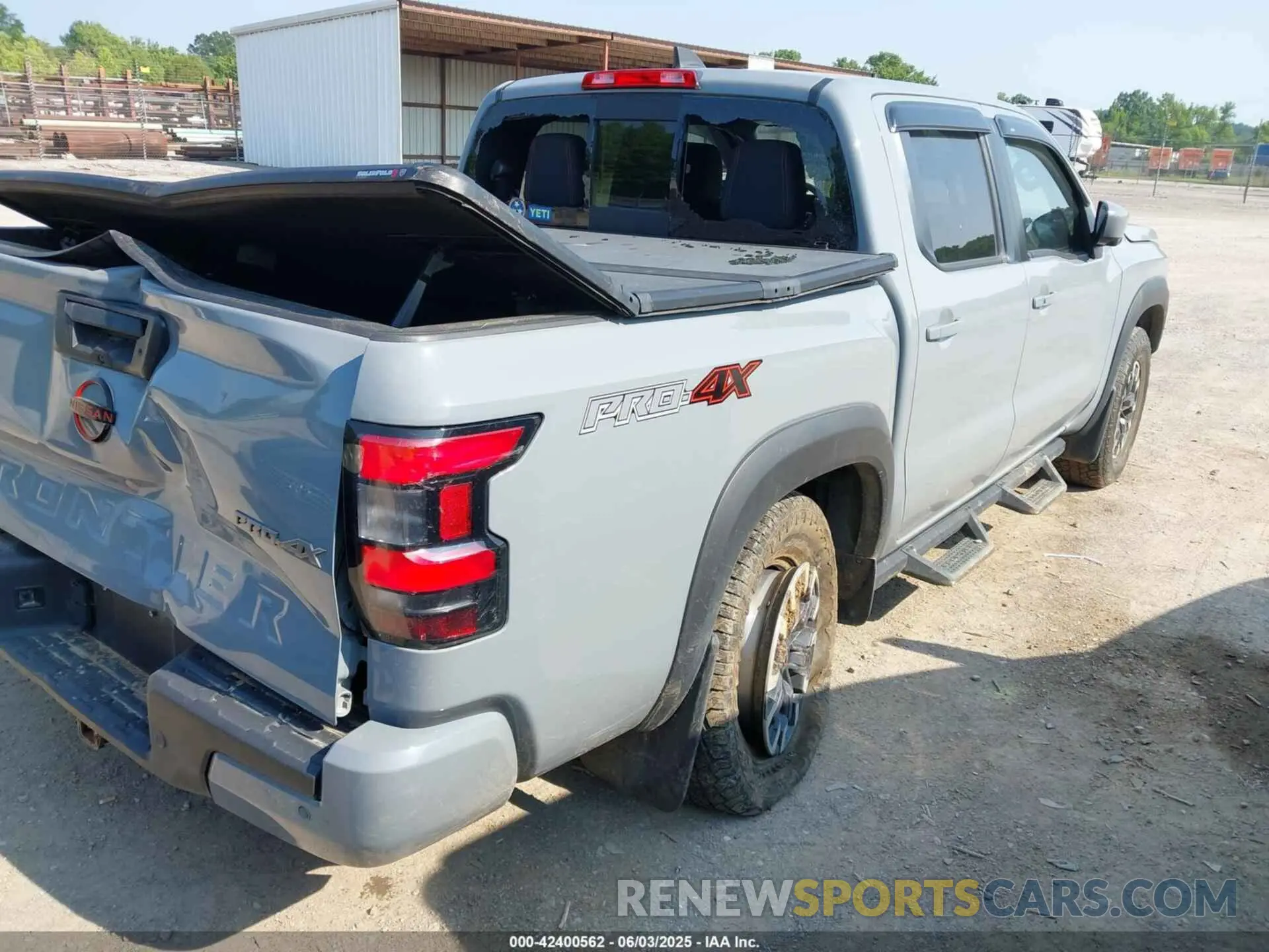 4 Photograph of a damaged car 1N6ED1EK4PN622489 NISSAN FRONTIER 2023