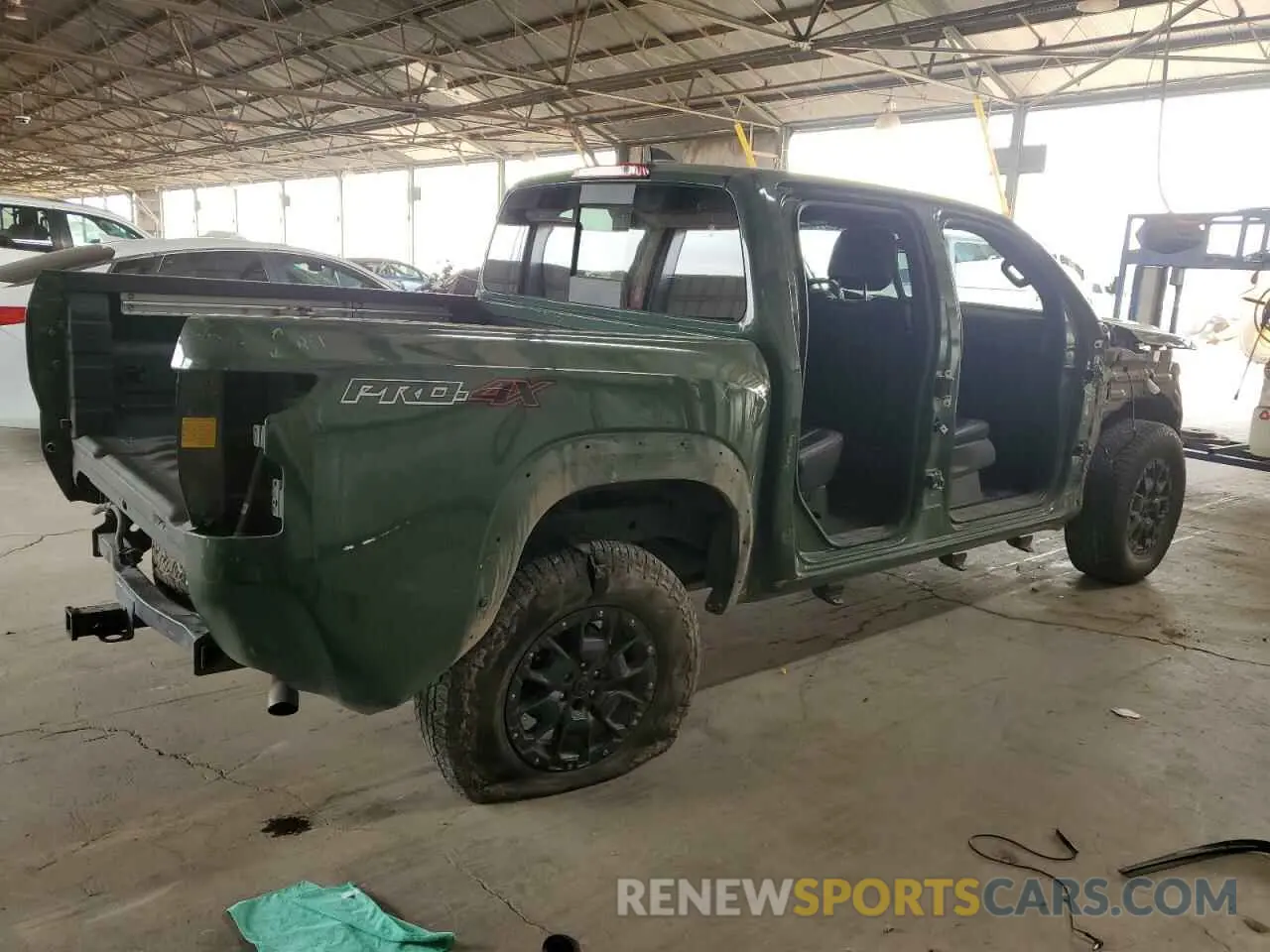 3 Photograph of a damaged car 1N6ED1EK4PN671708 NISSAN FRONTIER 2023