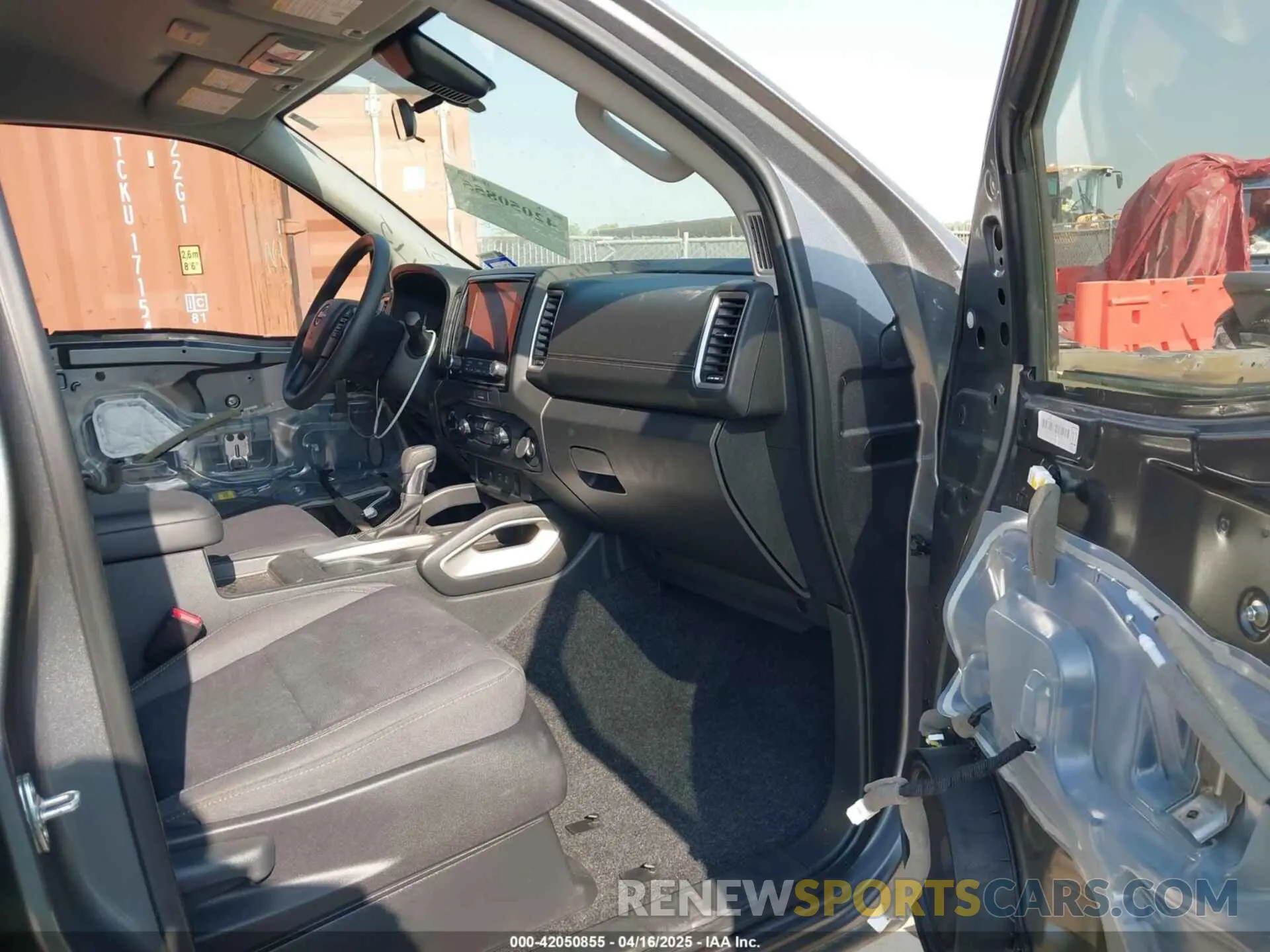 5 Photograph of a damaged car 1N6ED1EK6PN601918 NISSAN FRONTIER 2023