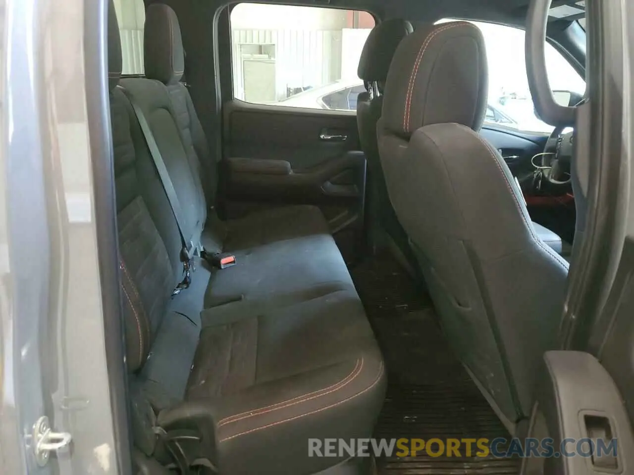 10 Photograph of a damaged car 1N6ED1EK6PN624132 NISSAN FRONTIER 2023