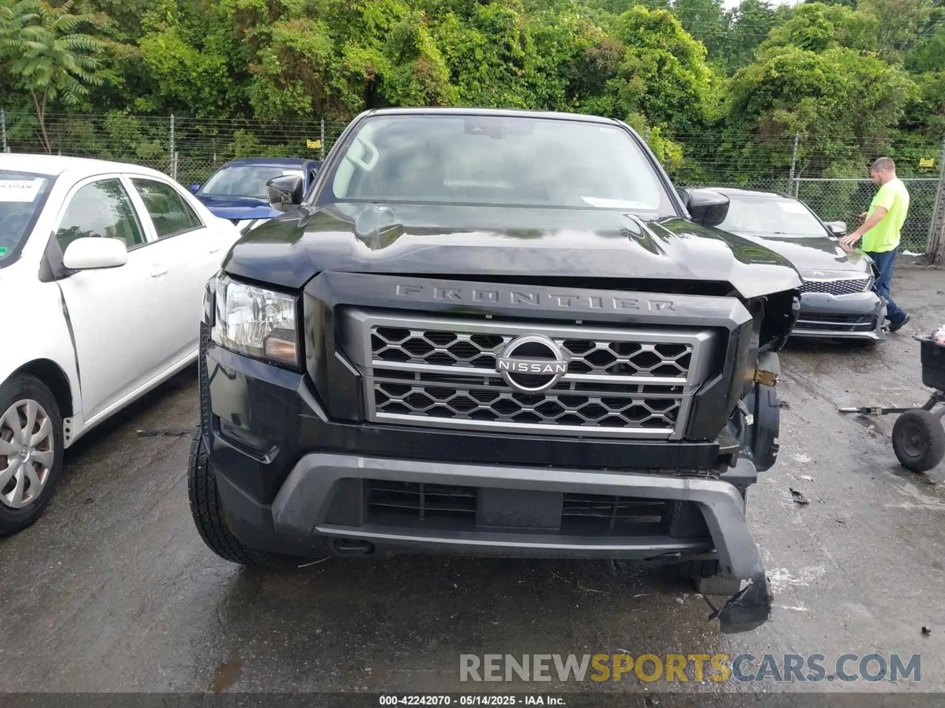 13 Photograph of a damaged car 1N6ED1EK7PN609865 NISSAN FRONTIER 2023