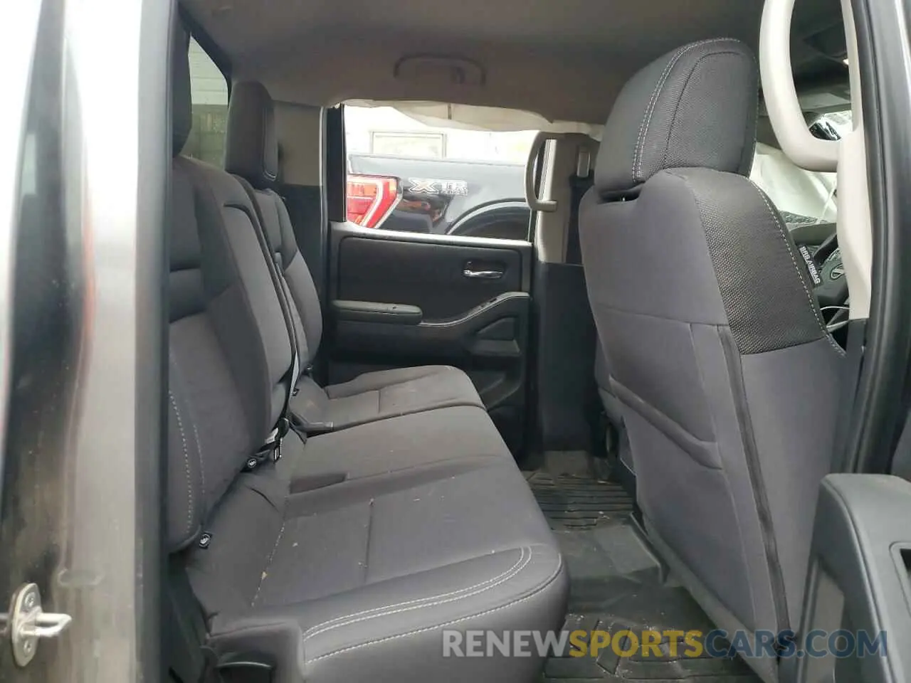 10 Photograph of a damaged car 1N6ED1EK7PN613897 NISSAN FRONTIER 2023