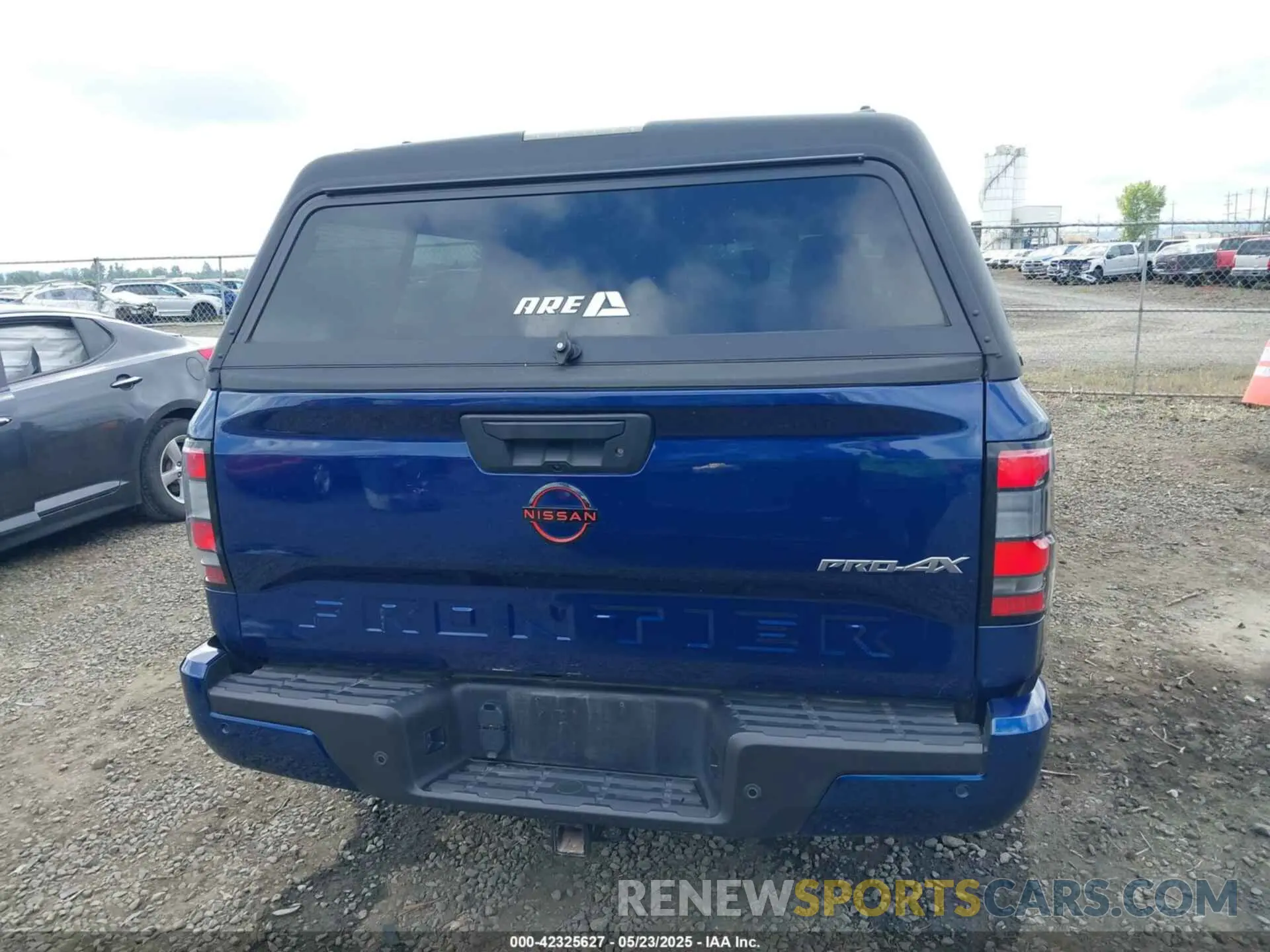 17 Photograph of a damaged car 1N6ED1EKXPN603865 NISSAN FRONTIER 2023