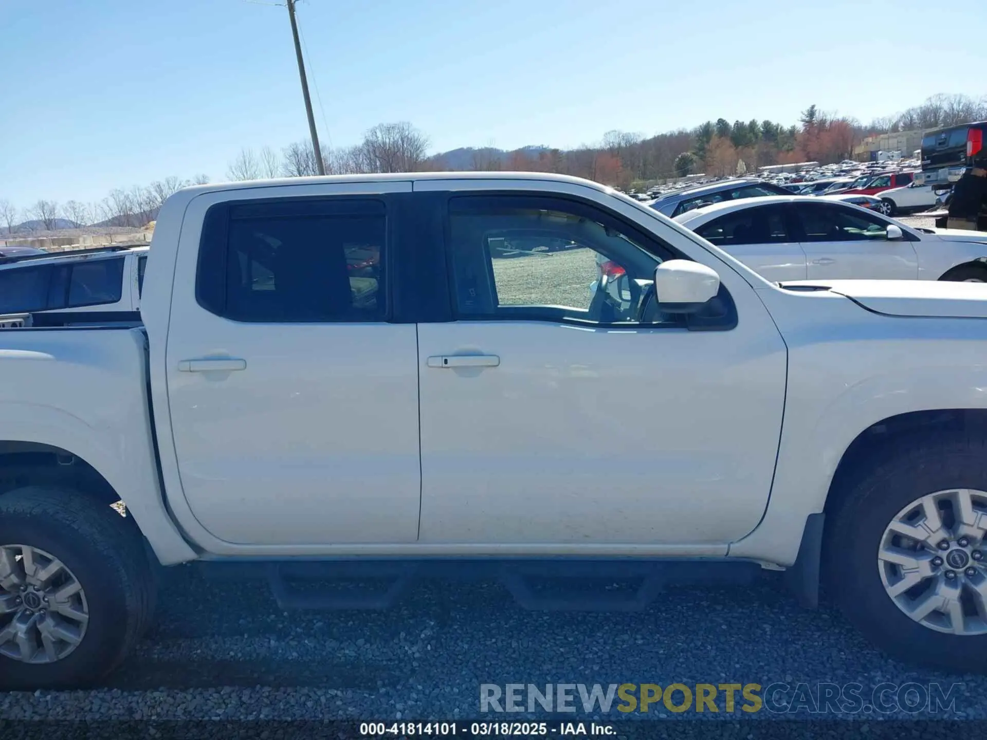 13 Photograph of a damaged car 1N6ED1EKXPN615417 NISSAN FRONTIER 2023