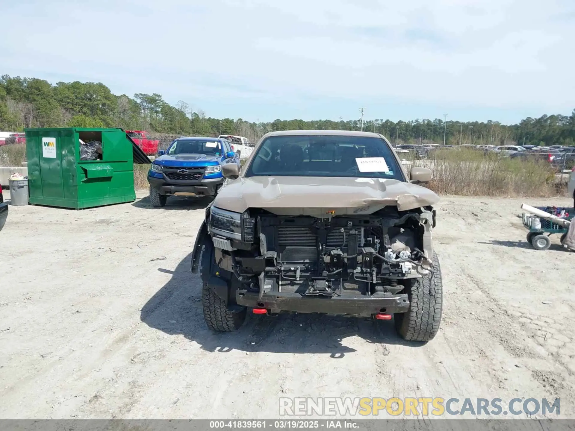 13 Photograph of a damaged car 1N6ED1EKXPN620732 NISSAN FRONTIER 2023