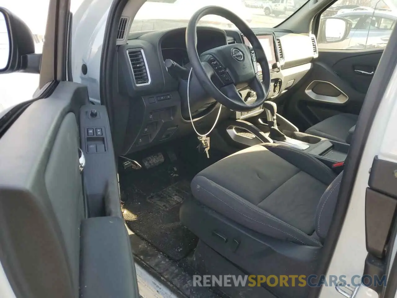 8 Photograph of a damaged car 1N6ED1CL2RN630671 NISSAN FRONTIER 2024