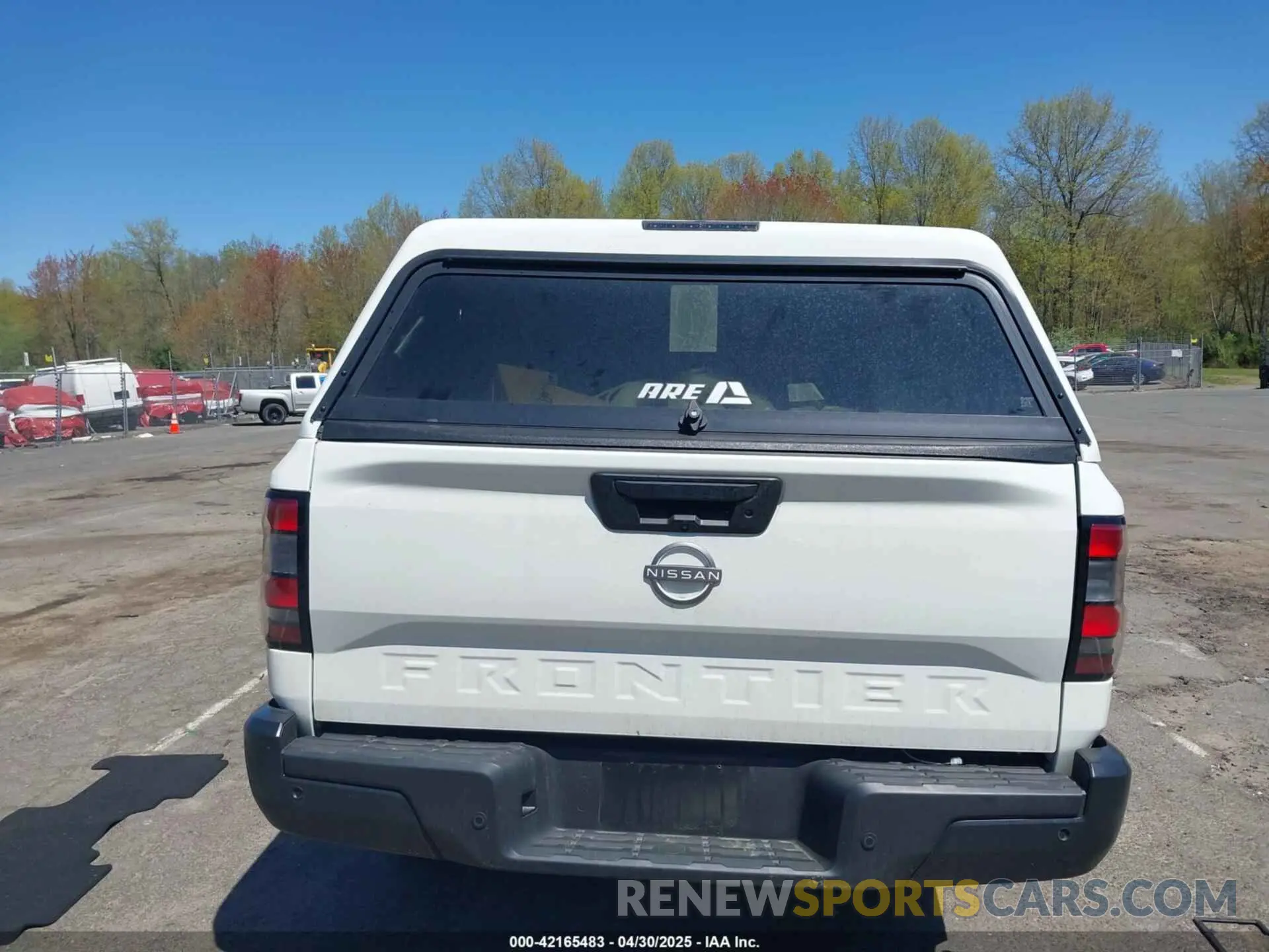 16 Photograph of a damaged car 1N6ED1CL2RN671303 NISSAN FRONTIER 2024