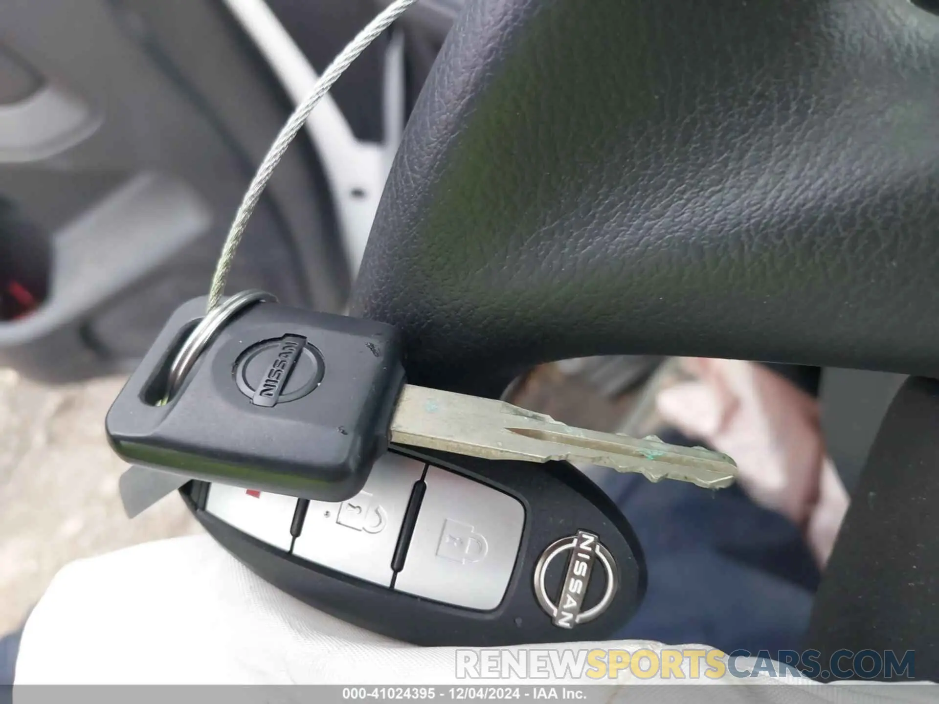 11 Photograph of a damaged car 1N6ED1CL4RN642577 NISSAN FRONTIER 2024