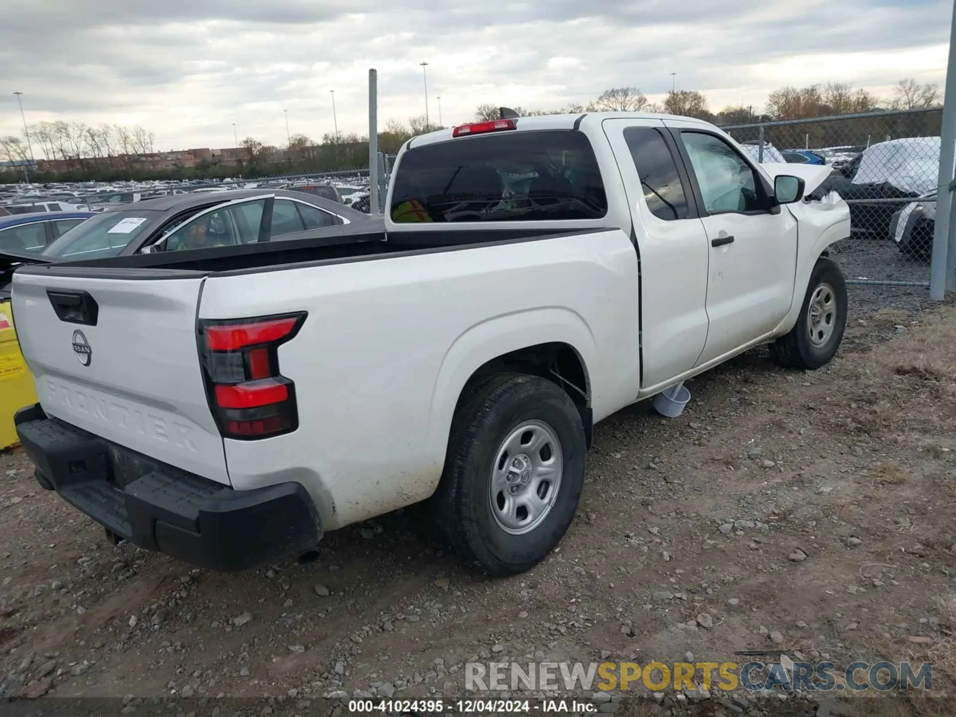 4 Photograph of a damaged car 1N6ED1CL4RN642577 NISSAN FRONTIER 2024
