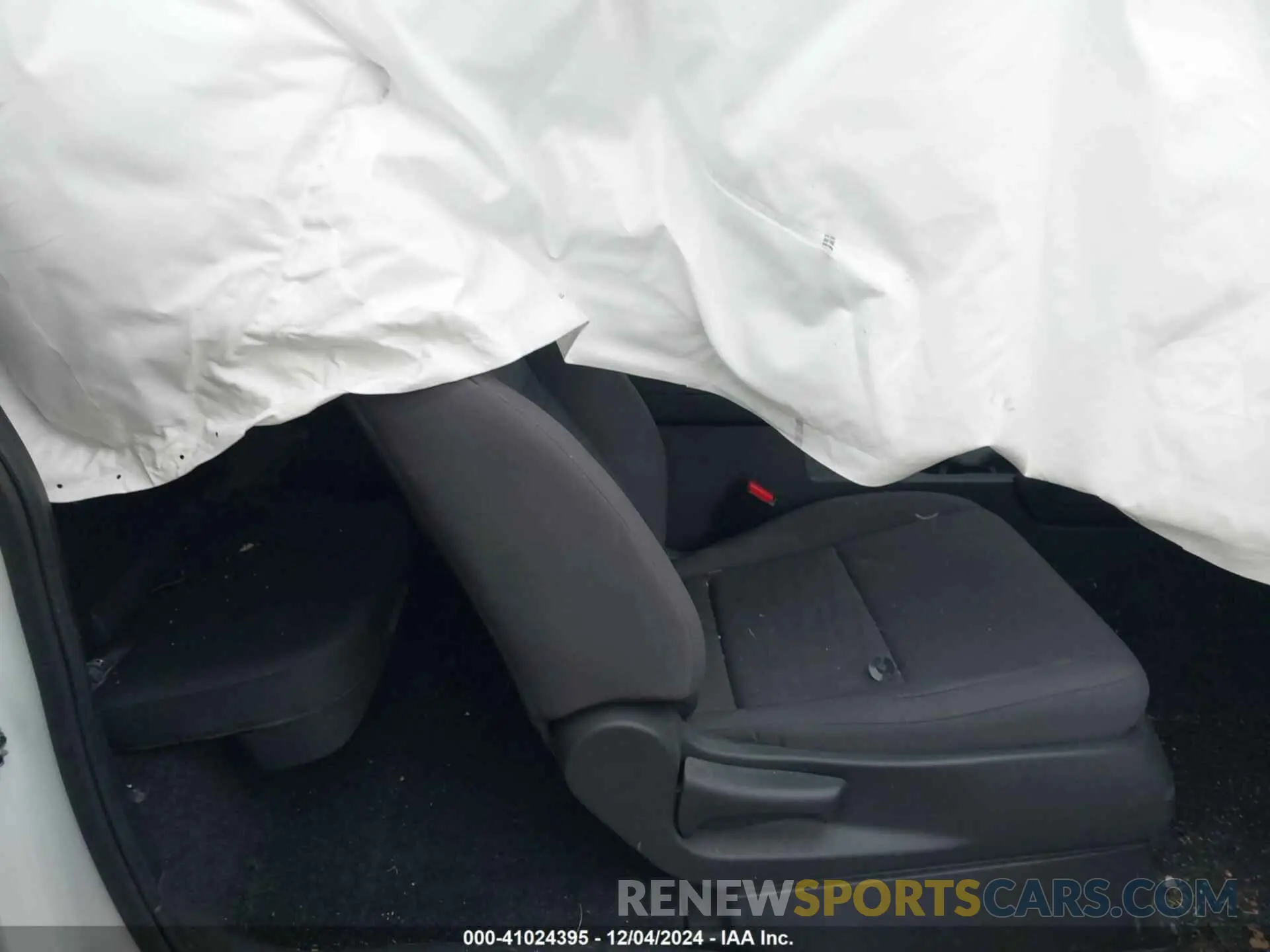 8 Photograph of a damaged car 1N6ED1CL4RN642577 NISSAN FRONTIER 2024