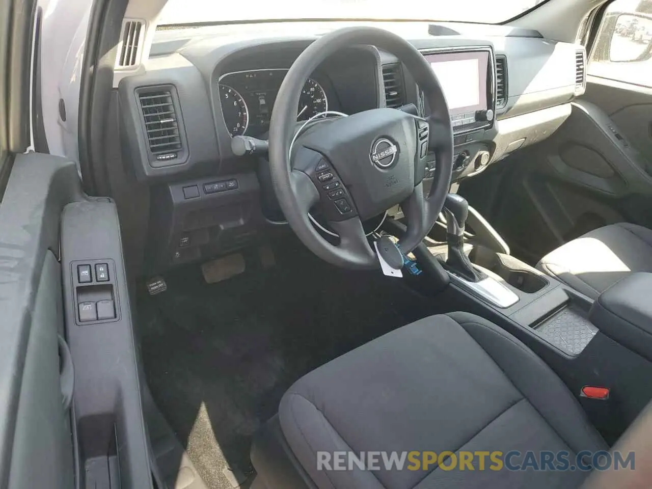 8 Photograph of a damaged car 1N6ED1CL4RN654812 NISSAN FRONTIER 2024