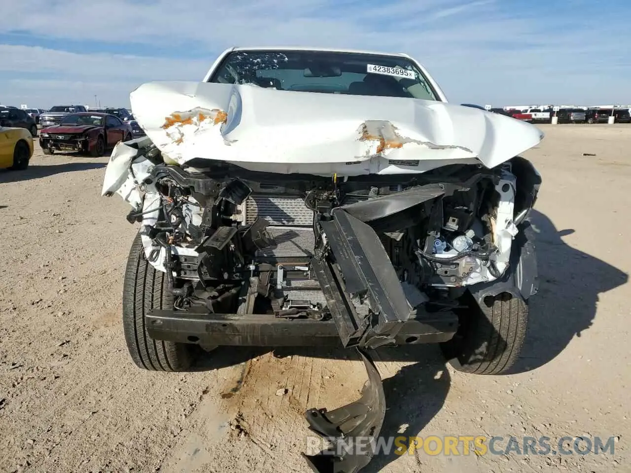 5 Photograph of a damaged car 1N6ED1CL5RN674826 NISSAN FRONTIER 2024
