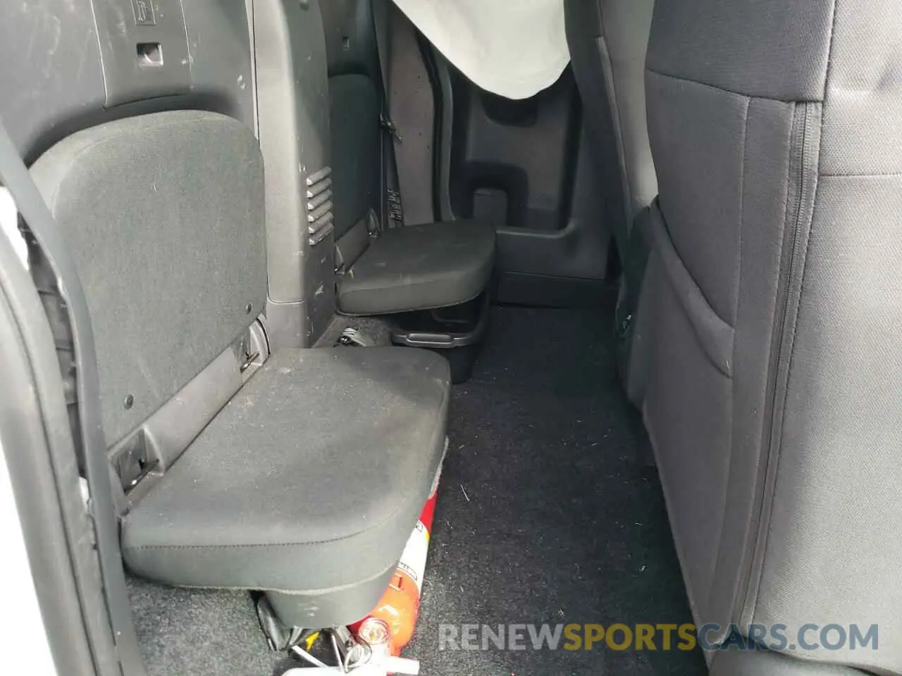 10 Photograph of a damaged car 1N6ED1CL6RN665729 NISSAN FRONTIER 2024