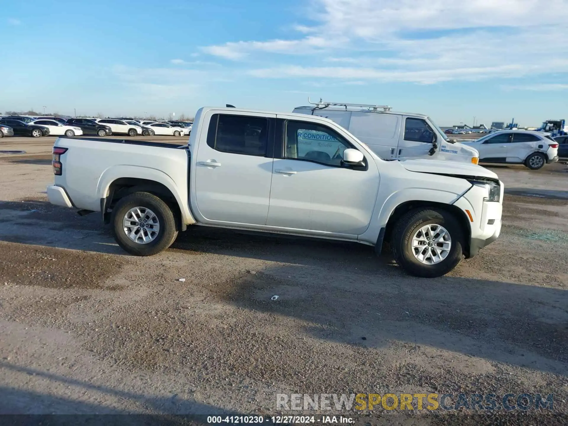 13 Photograph of a damaged car 1N6ED1EJ0RN618921 NISSAN FRONTIER 2024
