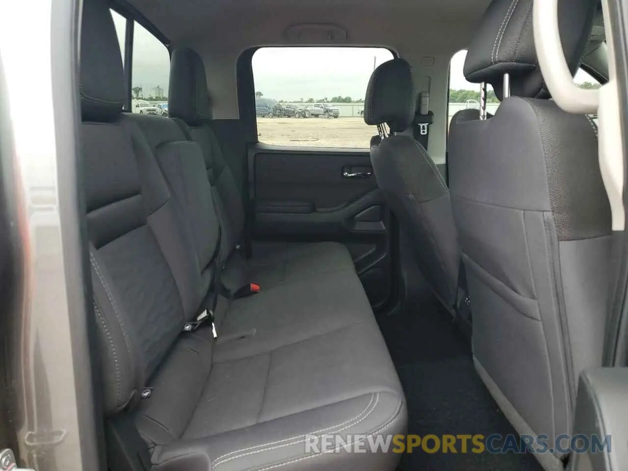 10 Photograph of a damaged car 1N6ED1EJ3RN655512 NISSAN FRONTIER 2024
