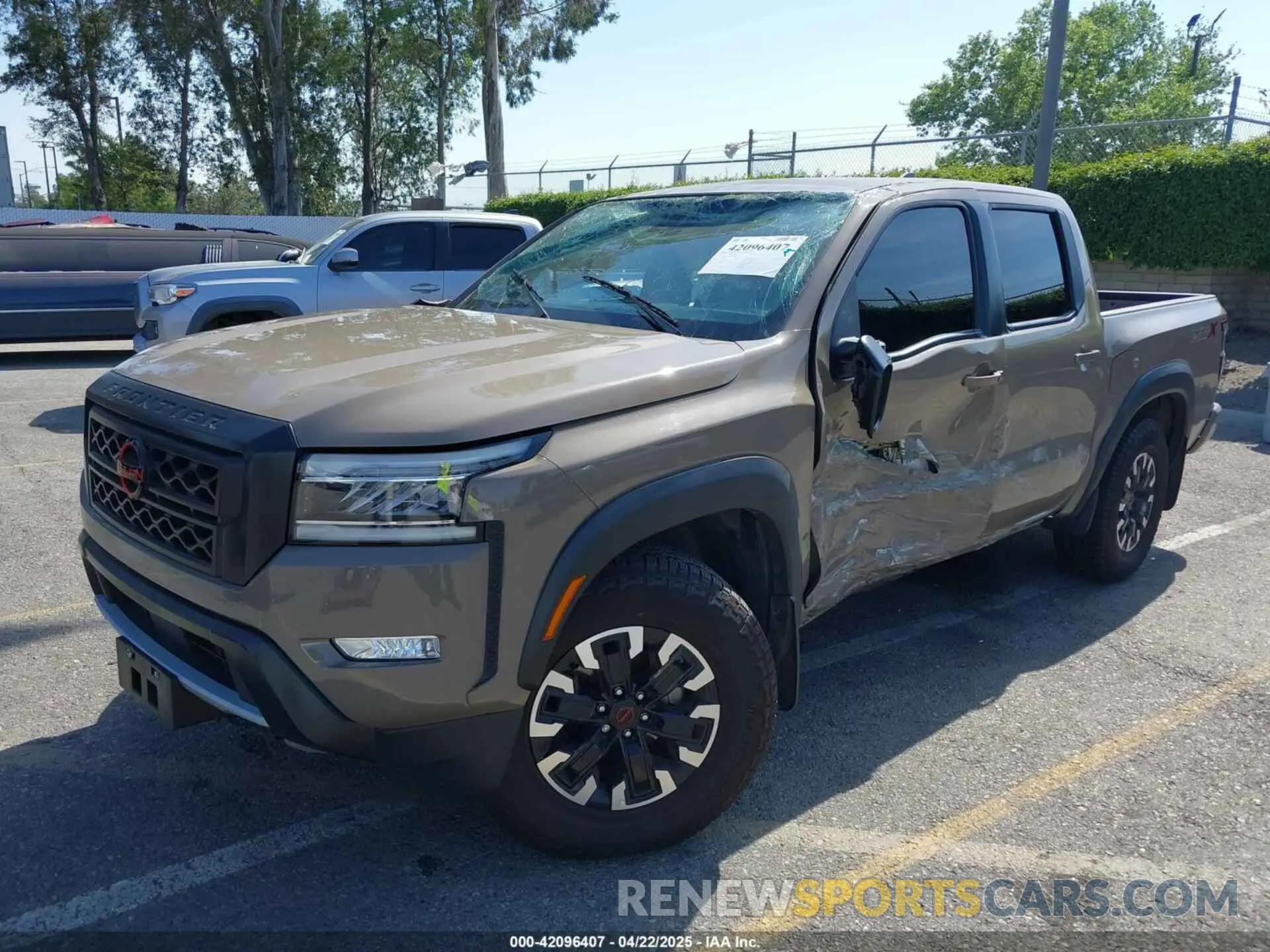 2 Photograph of a damaged car 1N6ED1EJ5RN608885 NISSAN FRONTIER 2024