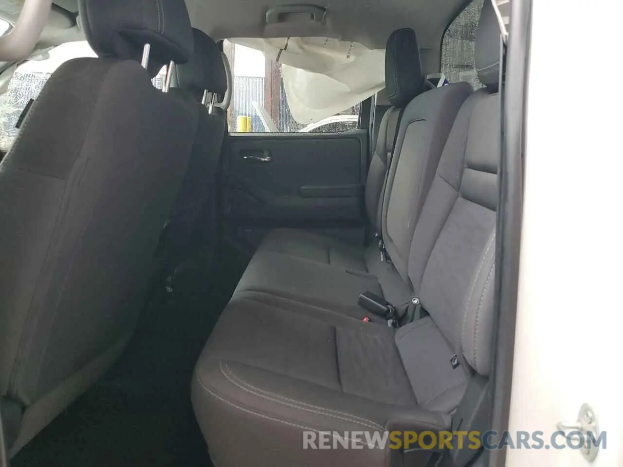 10 Photograph of a damaged car 1N6ED1EJ5RN619448 NISSAN FRONTIER 2024