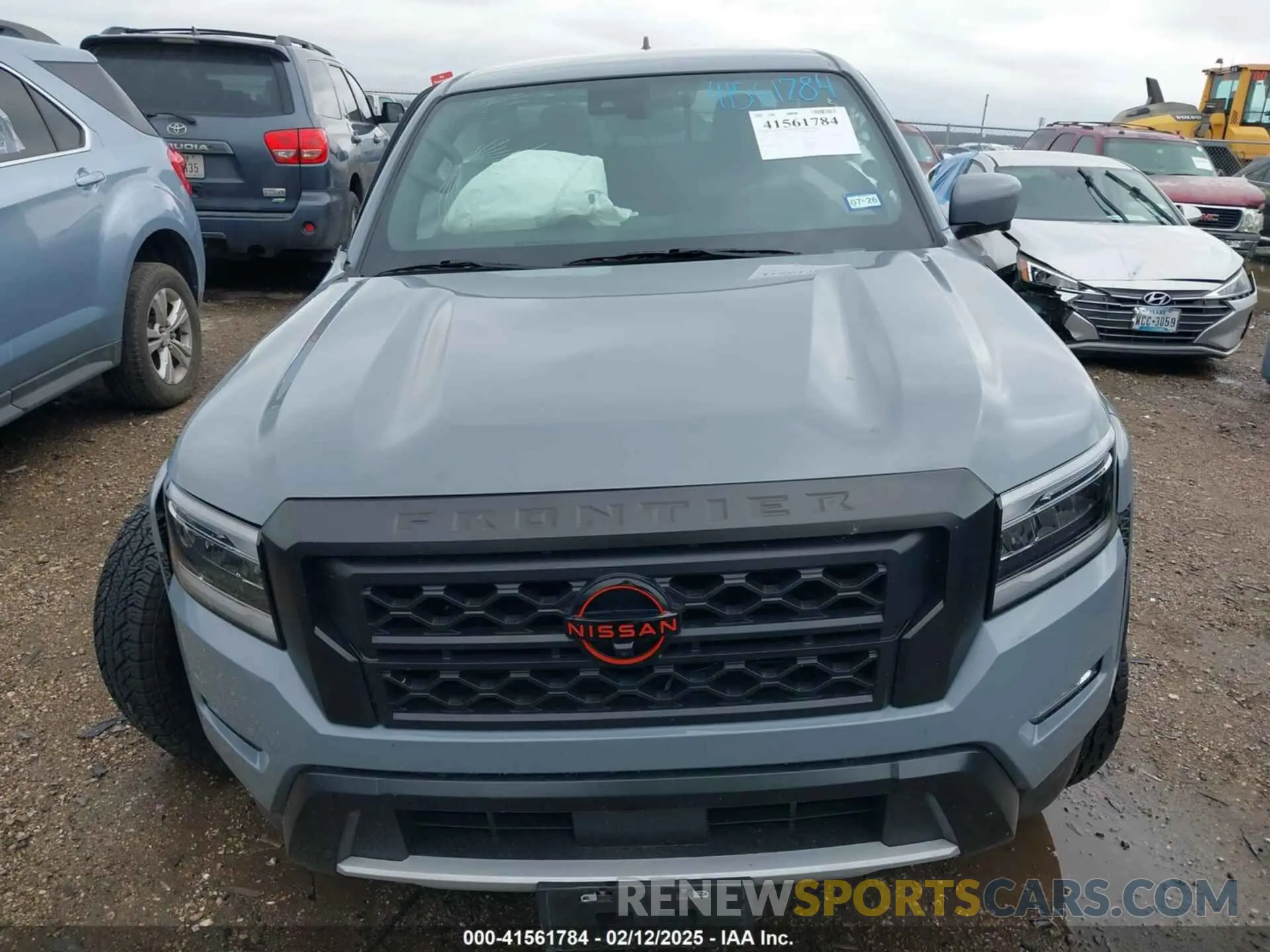 12 Photograph of a damaged car 1N6ED1EJ5RN621006 NISSAN FRONTIER 2024