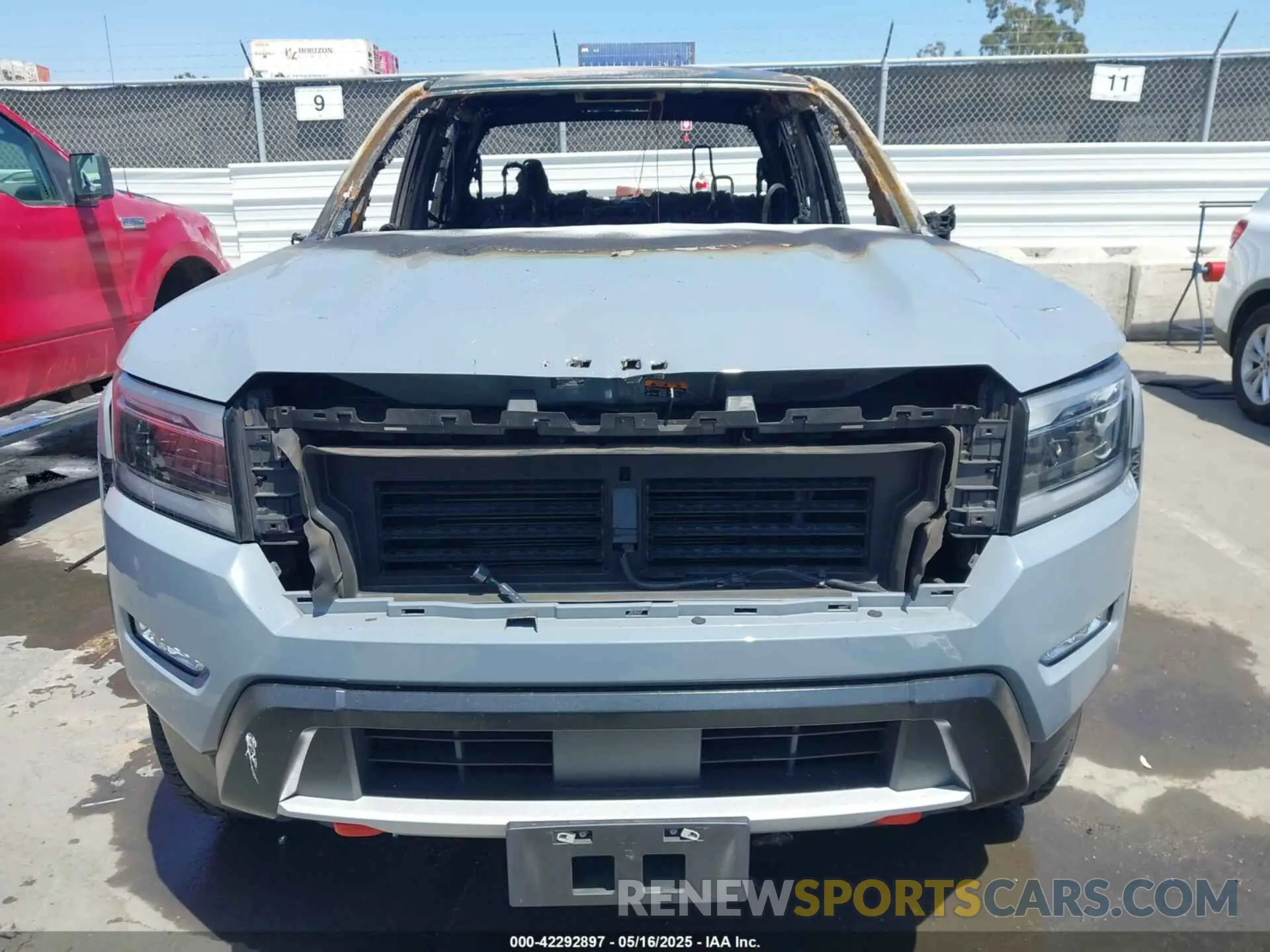 12 Photograph of a damaged car 1N6ED1EJ7RN602179 NISSAN FRONTIER 2024