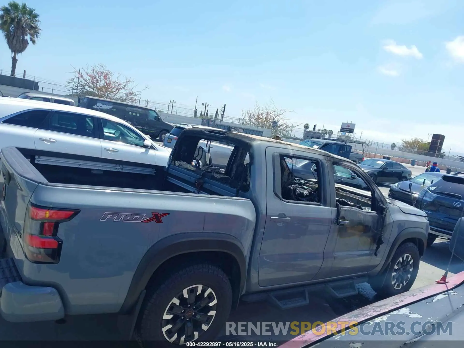 13 Photograph of a damaged car 1N6ED1EJ7RN602179 NISSAN FRONTIER 2024