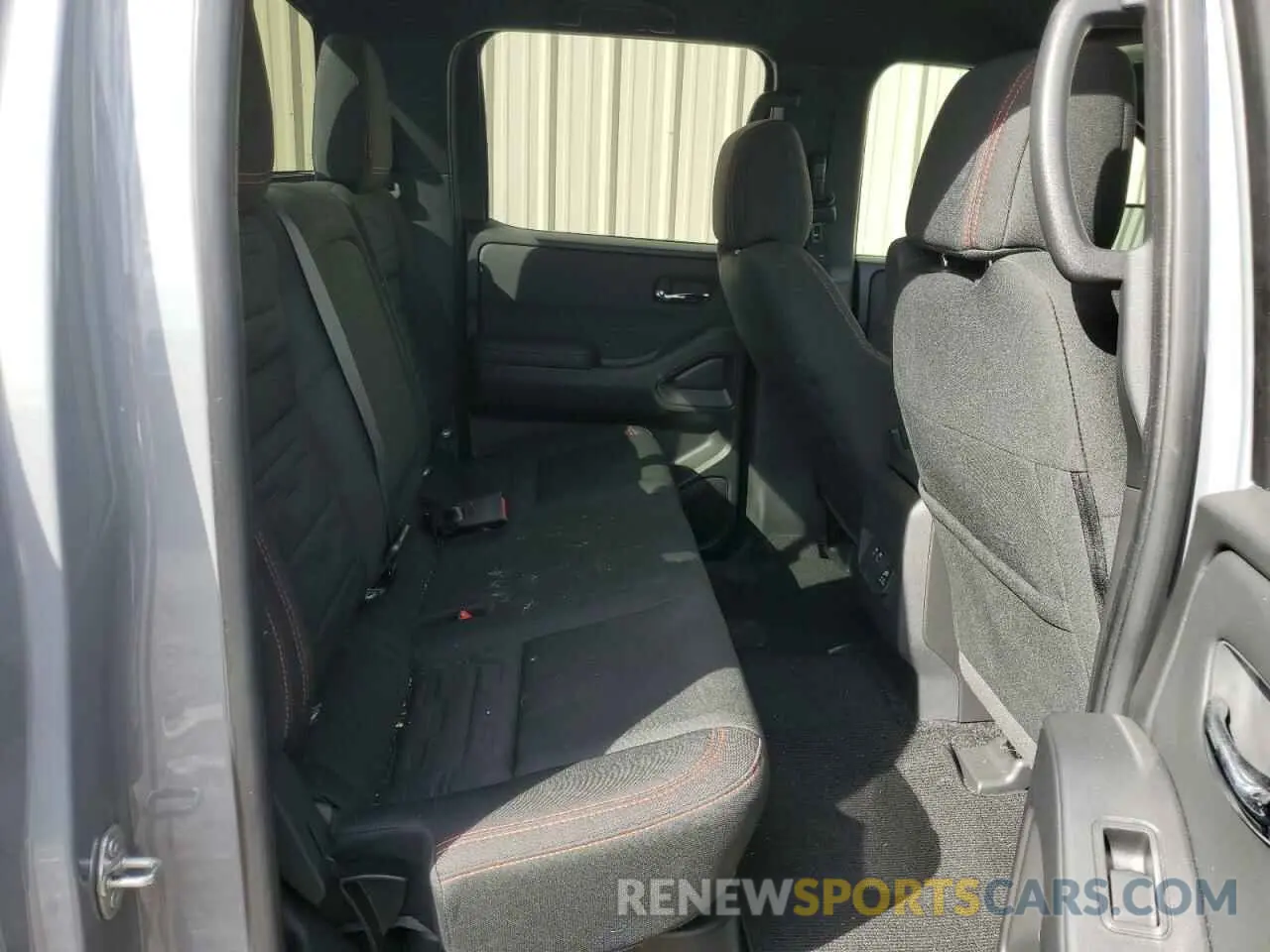 10 Photograph of a damaged car 1N6ED1EJ7RN641631 NISSAN FRONTIER 2024