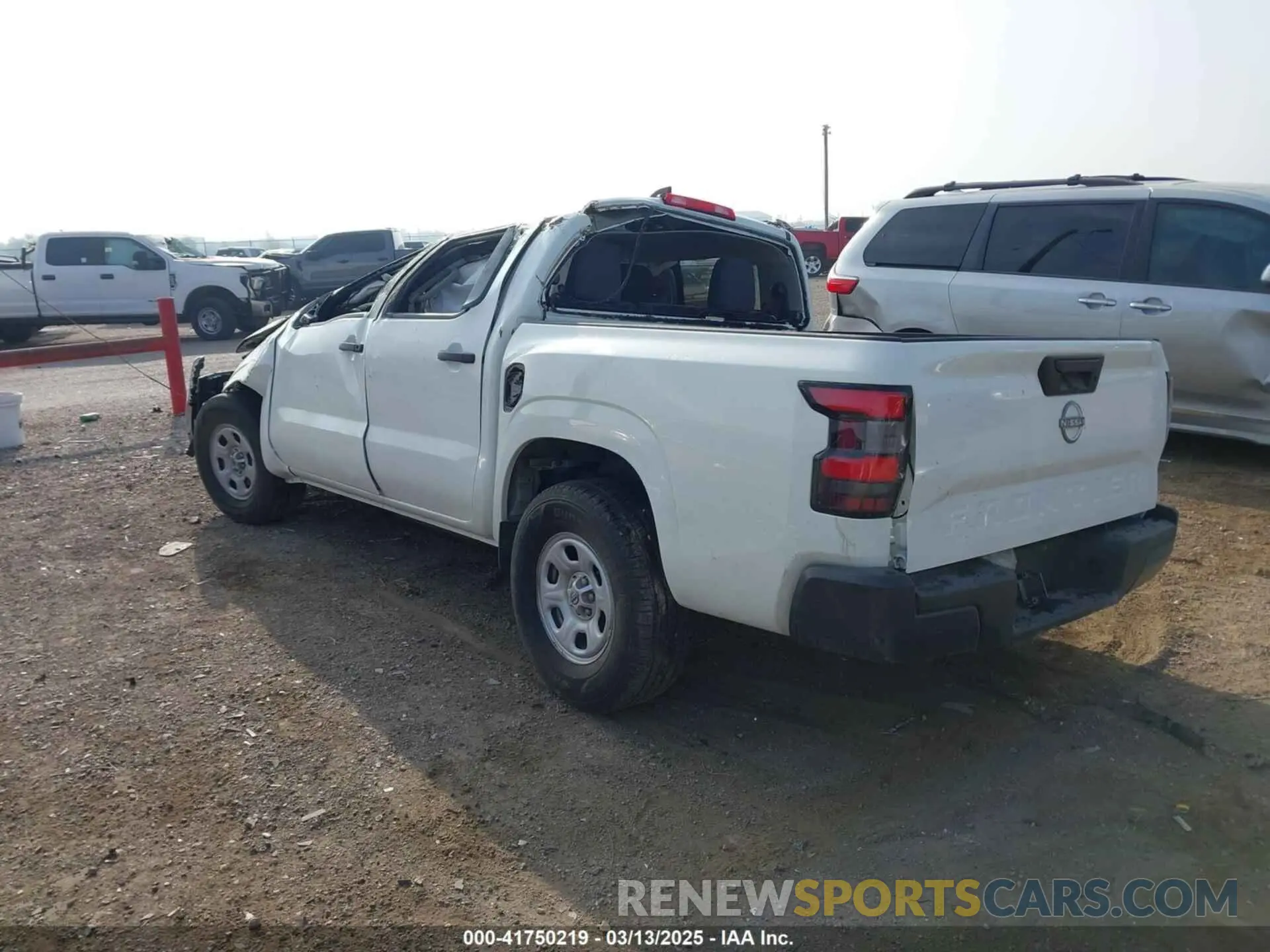 3 Photograph of a damaged car 1N6ED1EJ8RN638222 NISSAN FRONTIER 2024
