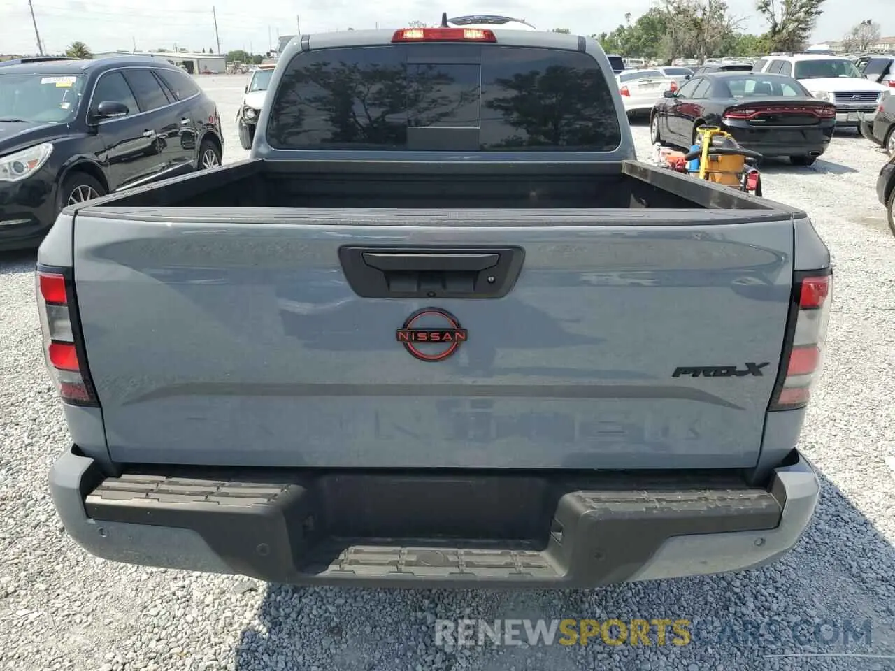 6 Photograph of a damaged car 1N6ED1EJ9RN612373 NISSAN FRONTIER 2024