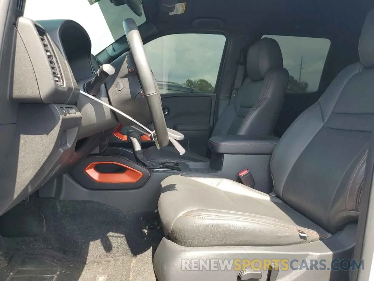 7 Photograph of a damaged car 1N6ED1EJ9RN612373 NISSAN FRONTIER 2024