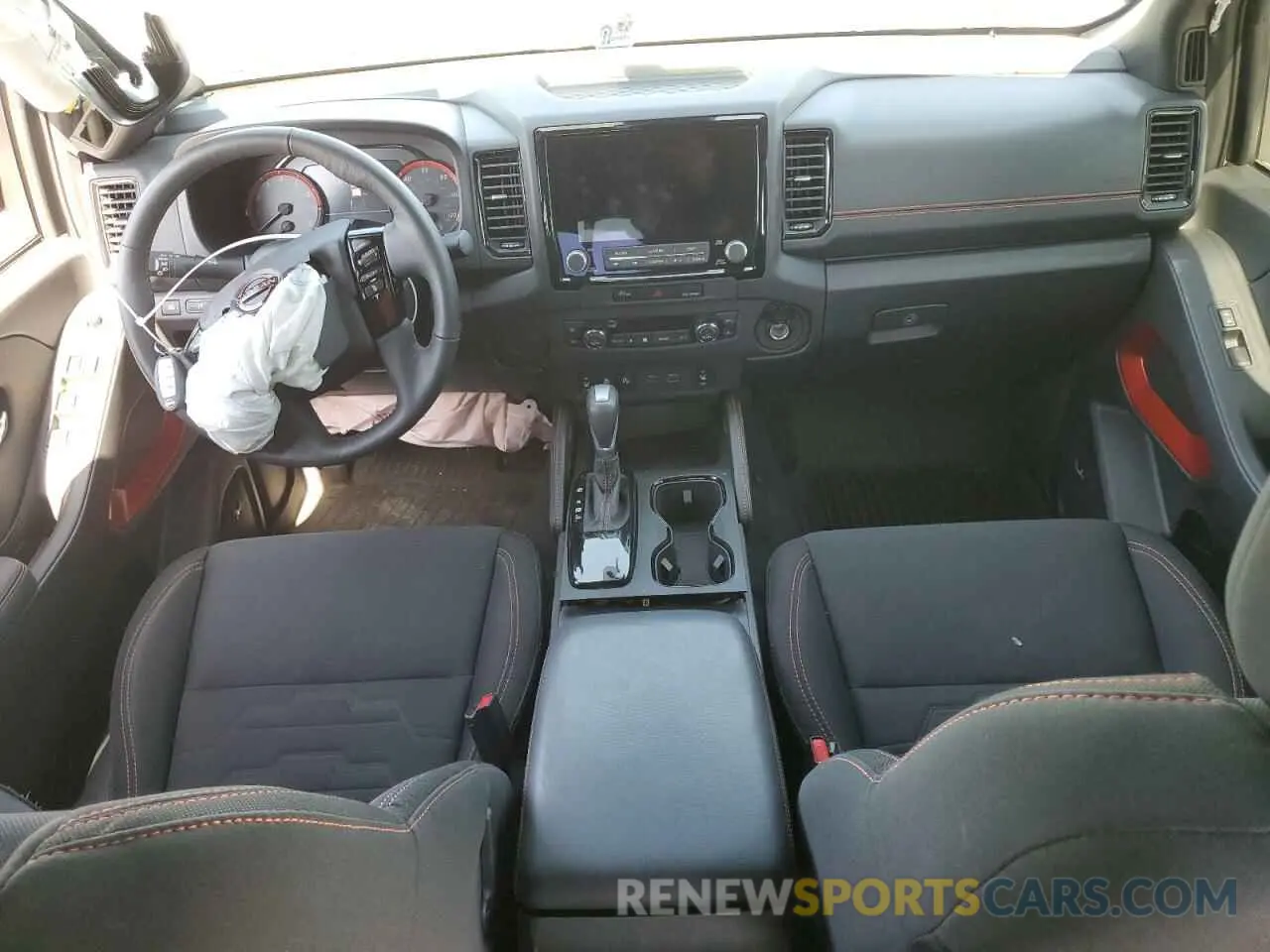 8 Photograph of a damaged car 1N6ED1EJXRN614536 NISSAN FRONTIER 2024