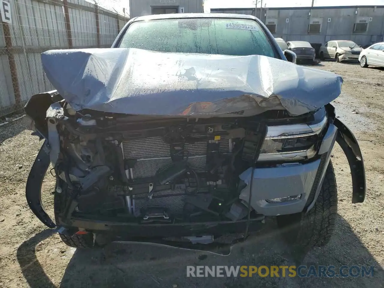 5 Photograph of a damaged car 1N6ED1EK0RN647263 NISSAN FRONTIER 2024
