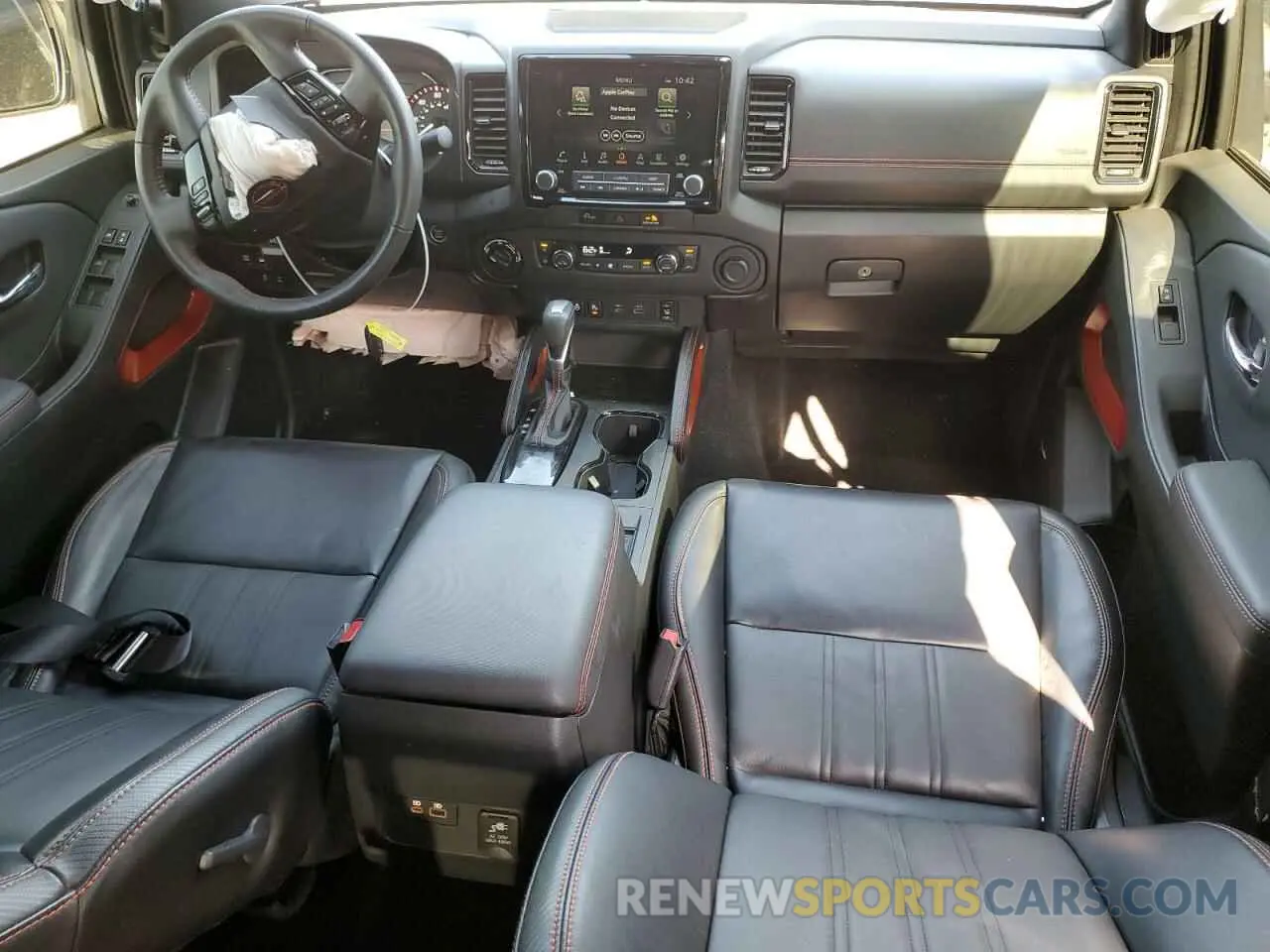 8 Photograph of a damaged car 1N6ED1EK0RN647263 NISSAN FRONTIER 2024